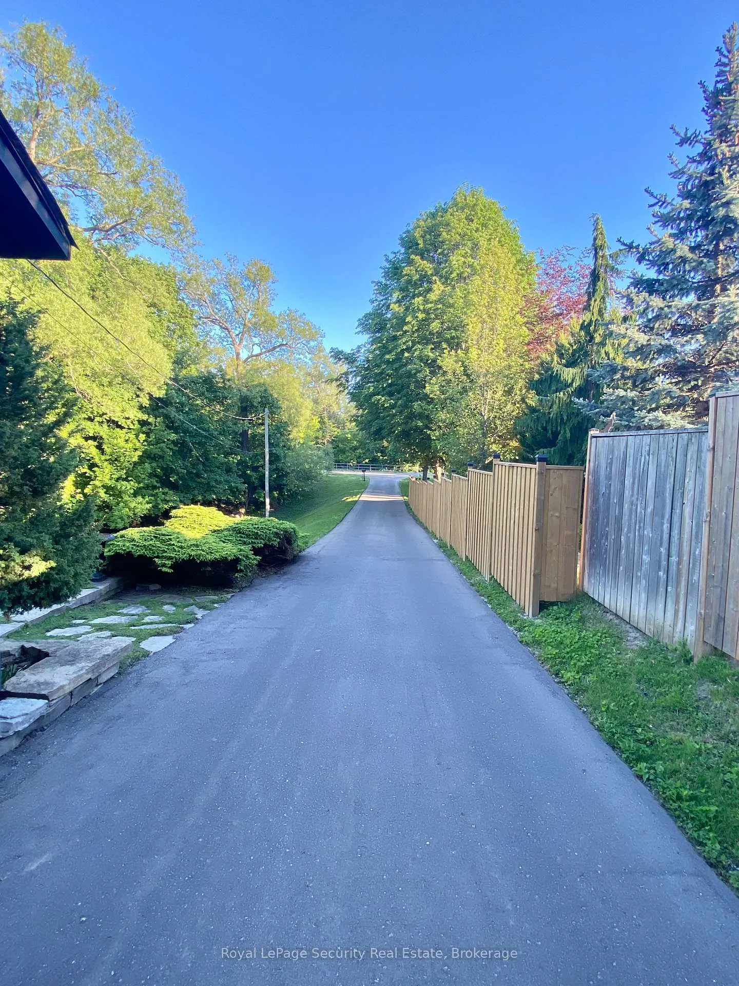 Photo 7 of 48 Jackman Road, Clarington, Bowmanville — HOMEH