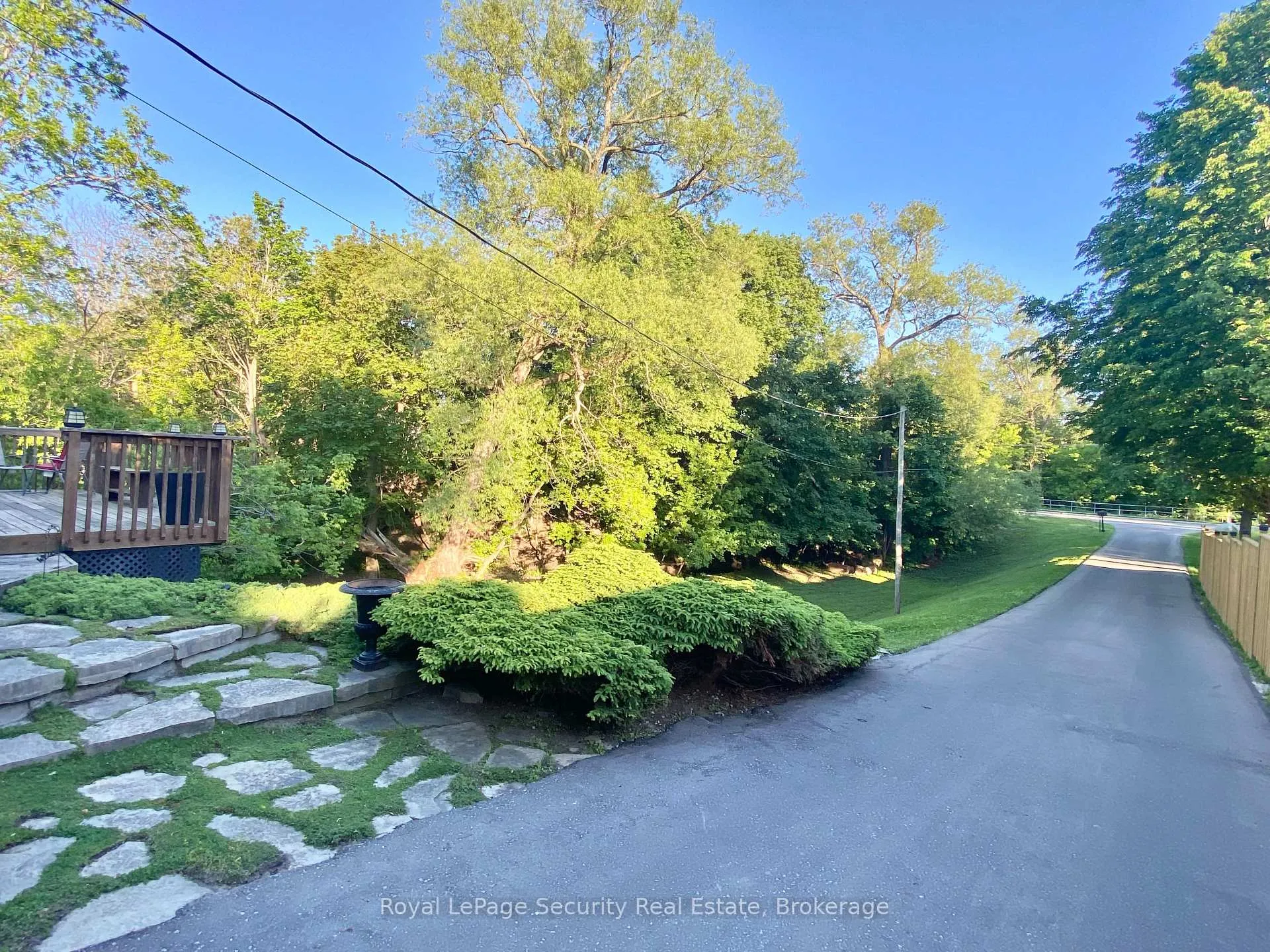 Photo 9 of 48 Jackman Road, Clarington, Bowmanville — HOMEH