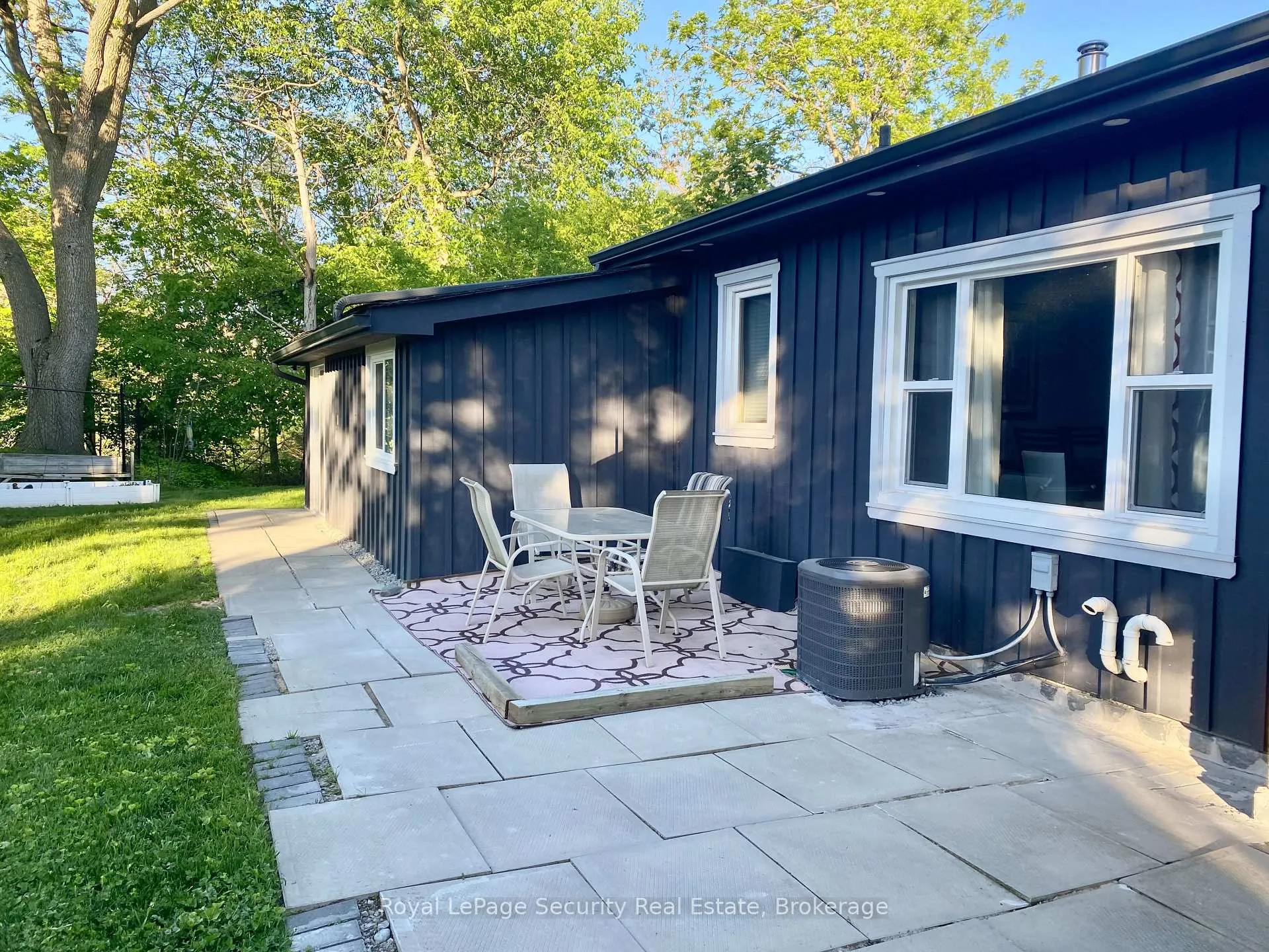 Photo 35 of 48 Jackman Road, Clarington, Bowmanville — HOMEH