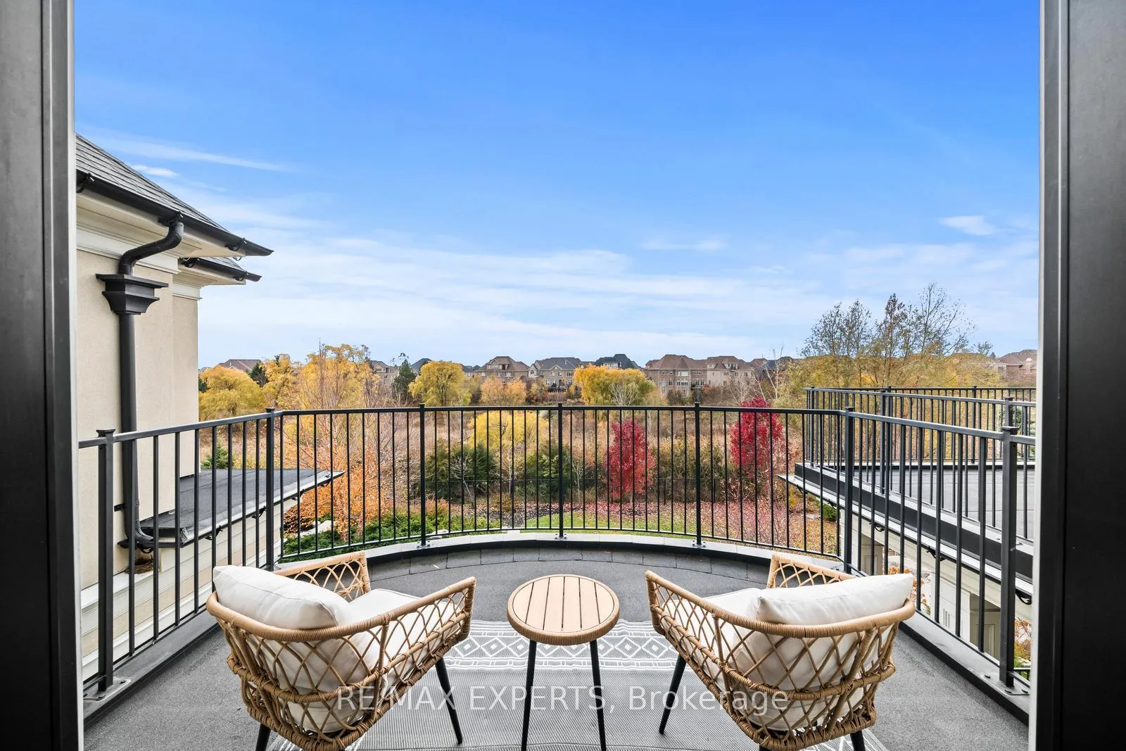 Photo 33 of 205 Northern Pines Boulevard, Vaughan, Kleinburg — HOMEH