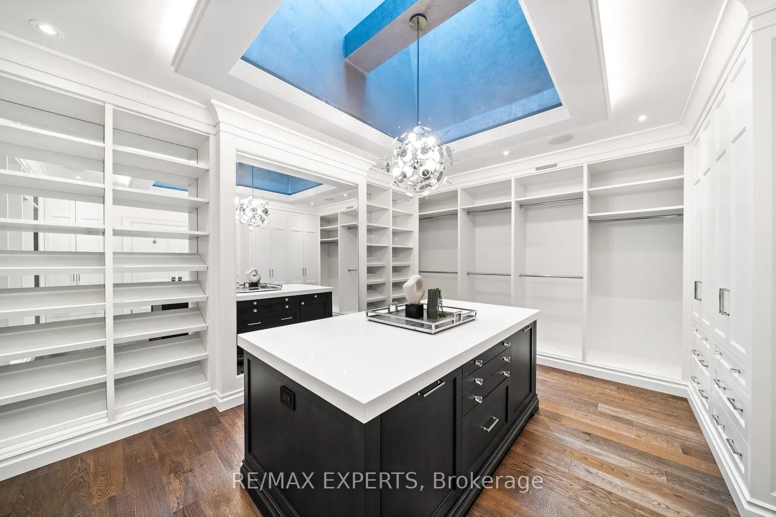 Photo 34 of 205 Northern Pines Boulevard, Vaughan, Kleinburg — HOMEH