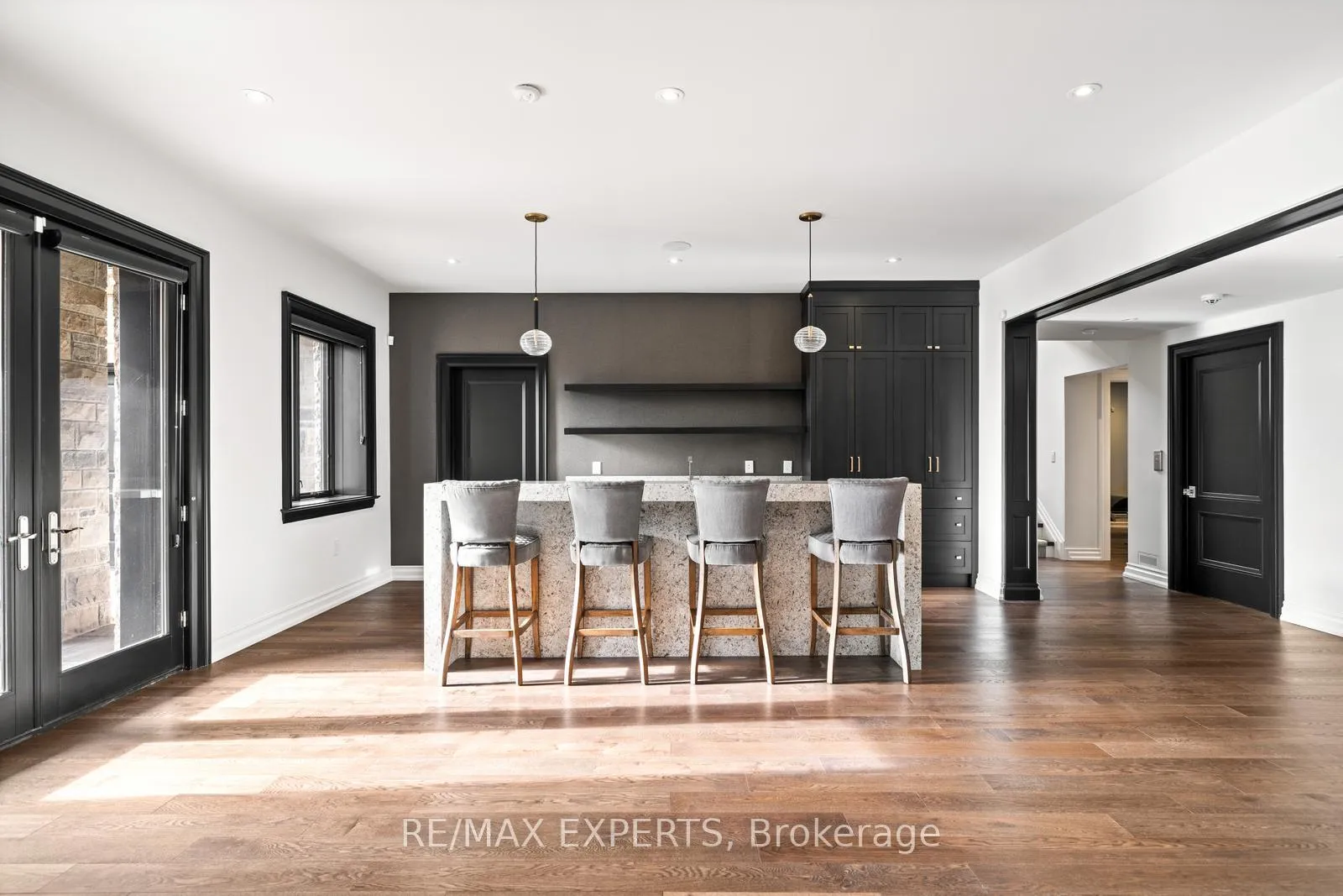 Photo 39 of 205 Northern Pines Boulevard, Vaughan, Kleinburg — HOMEH