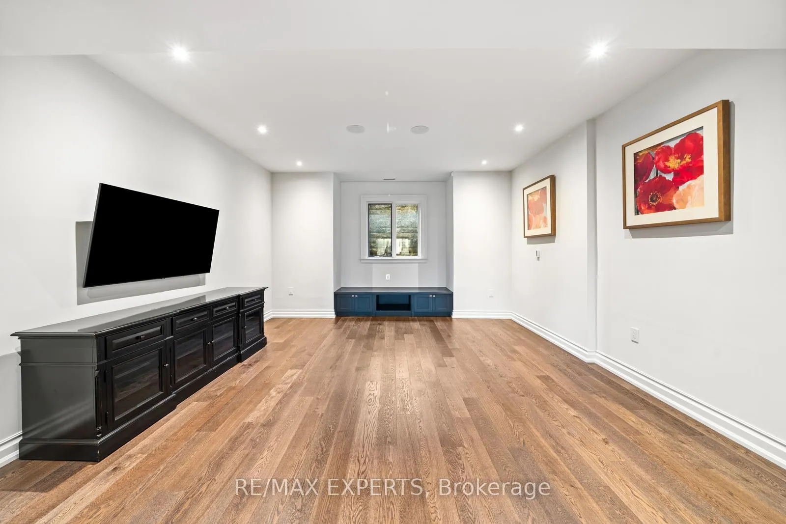 Photo 43 of 205 Northern Pines Boulevard, Vaughan, Kleinburg — HOMEH