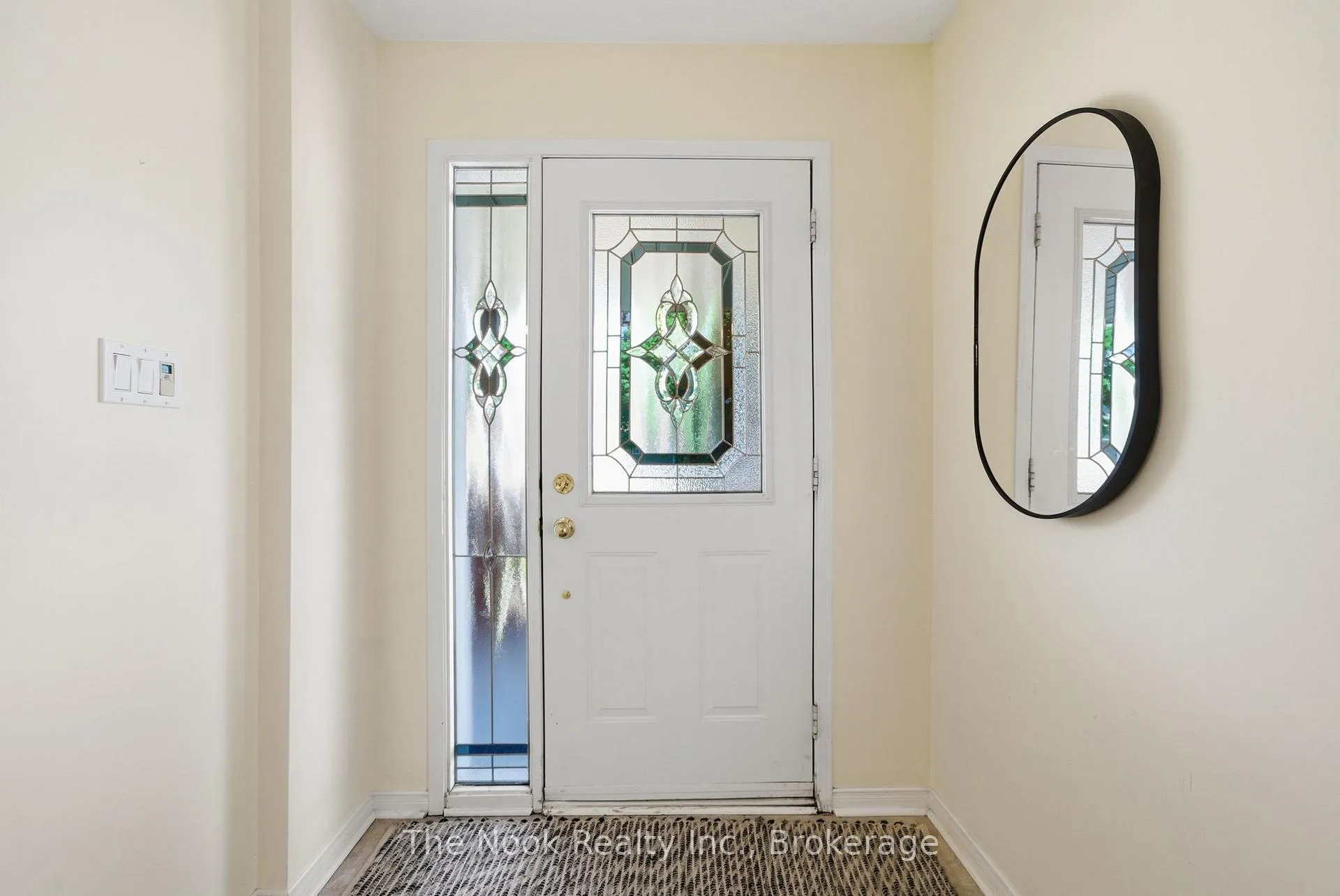 Photo 7 of 39 Rampart Crescent, Whitby, Williamsburg — HOMEH