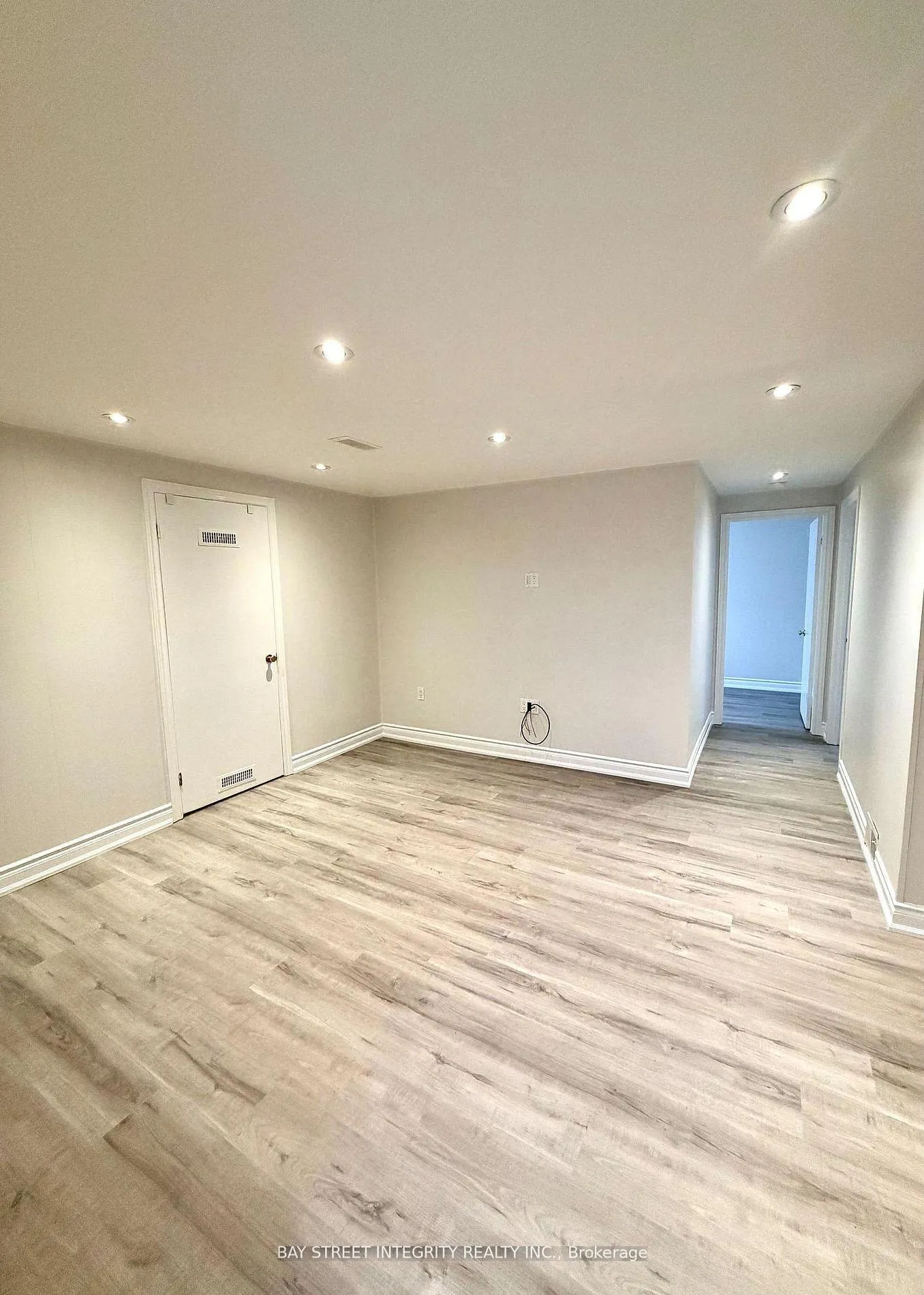 Photo 3 of Unit Lowerfl, 73 Boothbay Crescent, Newmarket, Central Newmarket — HOMEH