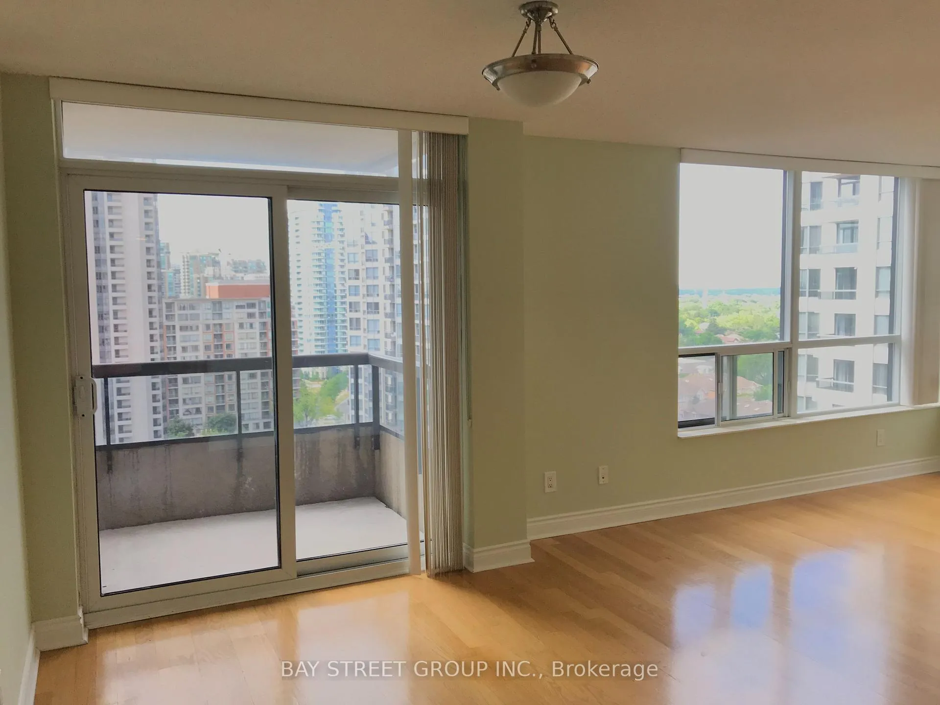 Photo 7 of Unit 1811, 5 Northtown Way, North York, Willowdale East — HOMEH