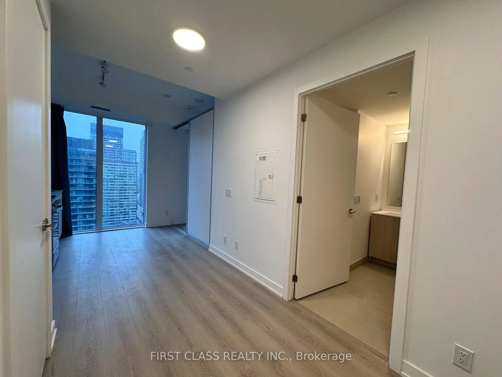 Photo 8 of Unit 3502, 100 Queen Street E, Toronto, Church-Yonge Corridor — HOMEH