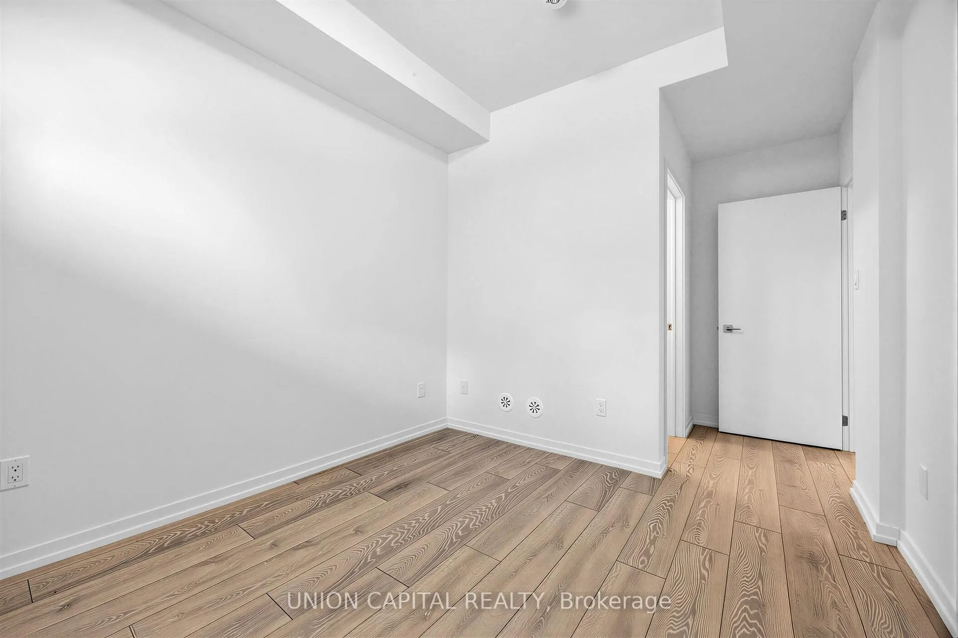 Photo 18 of Unit 9, 26 Lytham Green Circle, Newmarket, Glenway Estates — HOMEH