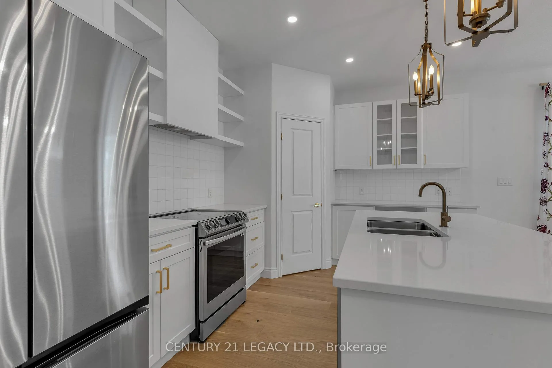 Photo 12 of 245 Mill Pond Place, Kingston, West of Sir John A. Blvd — HOMEH