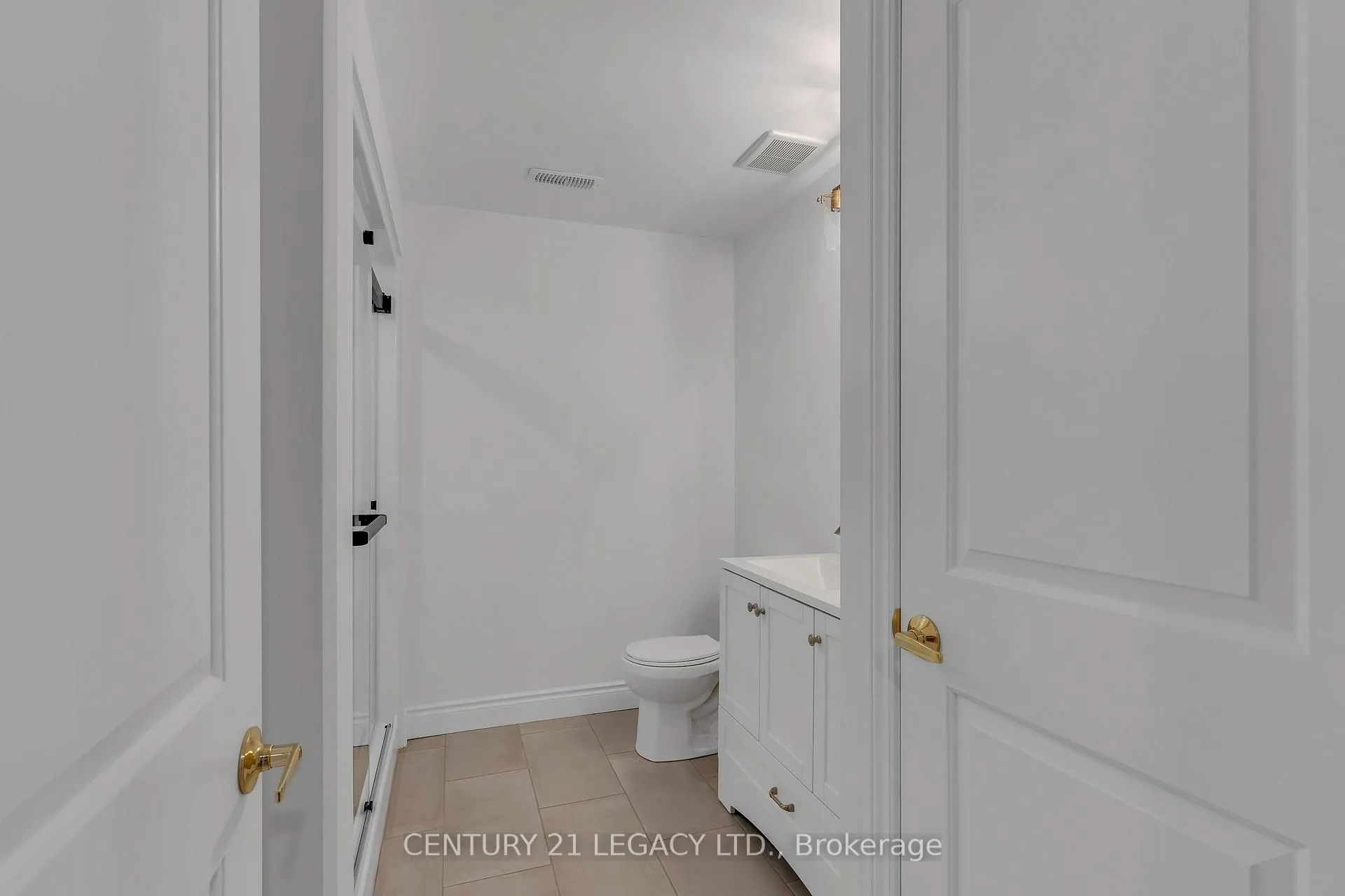 Photo 31 of 245 Mill Pond Place, Kingston, West of Sir John A. Blvd — HOMEH