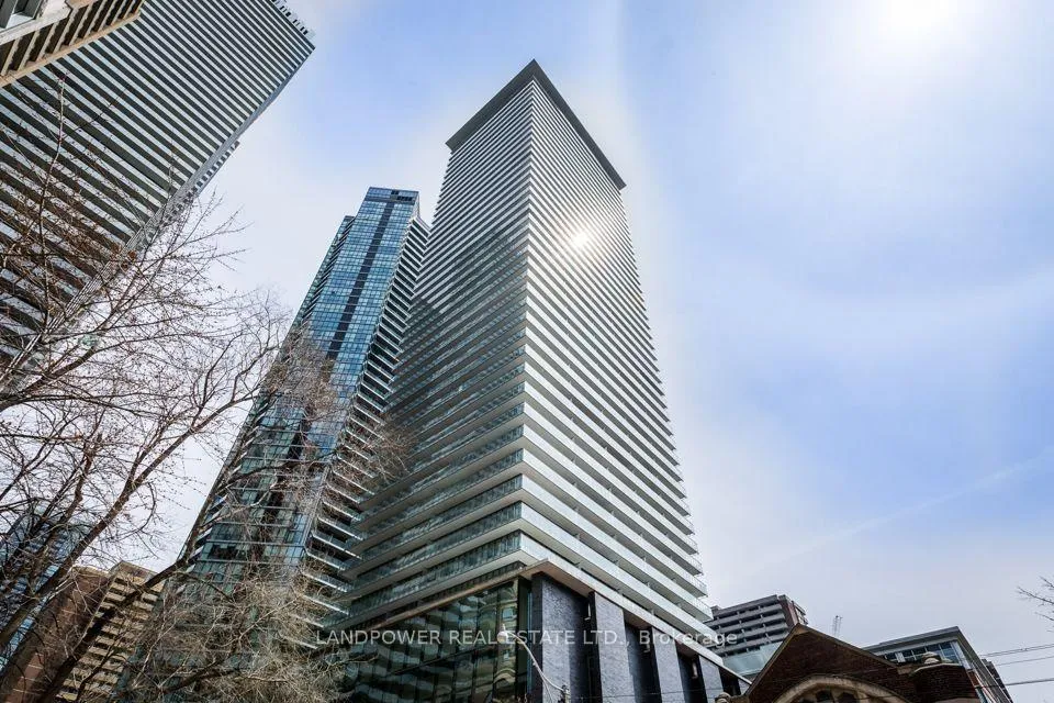 Front of Unit 1506, 33 Charles Street E