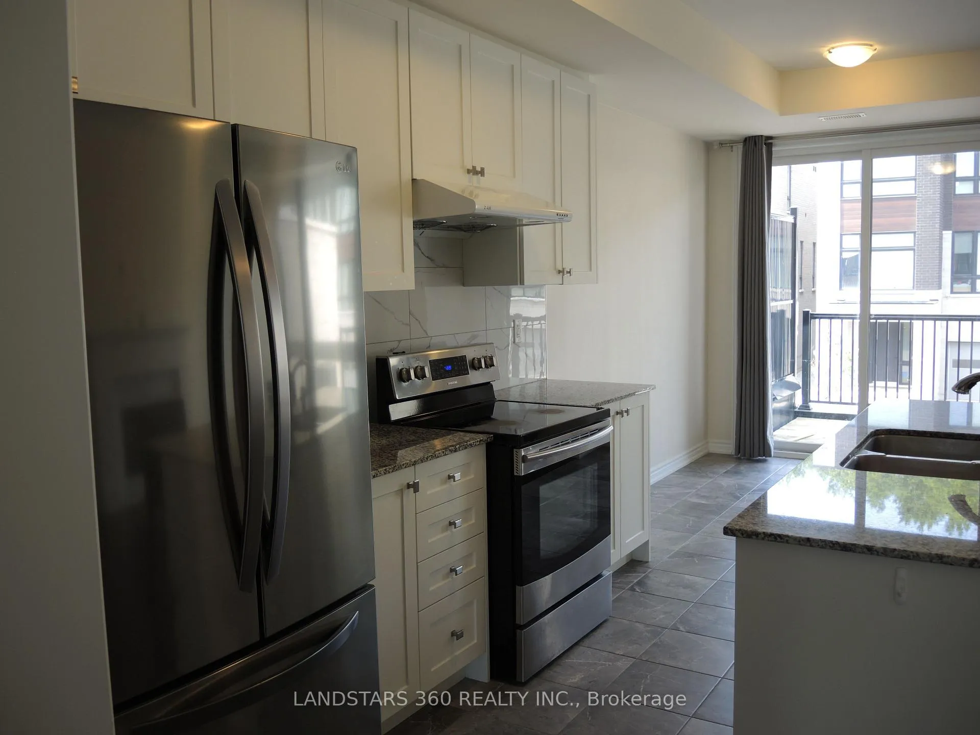 Photo 11 of 42 Lord Melborne Street, Markham, Victoria Square — HOMEH