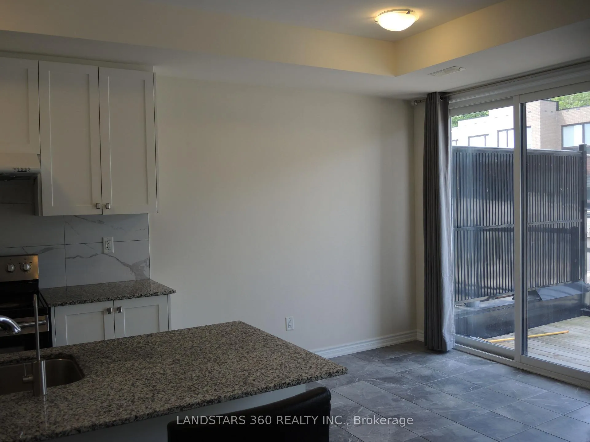 Photo 13 of 42 Lord Melborne Street, Markham, Victoria Square — HOMEH