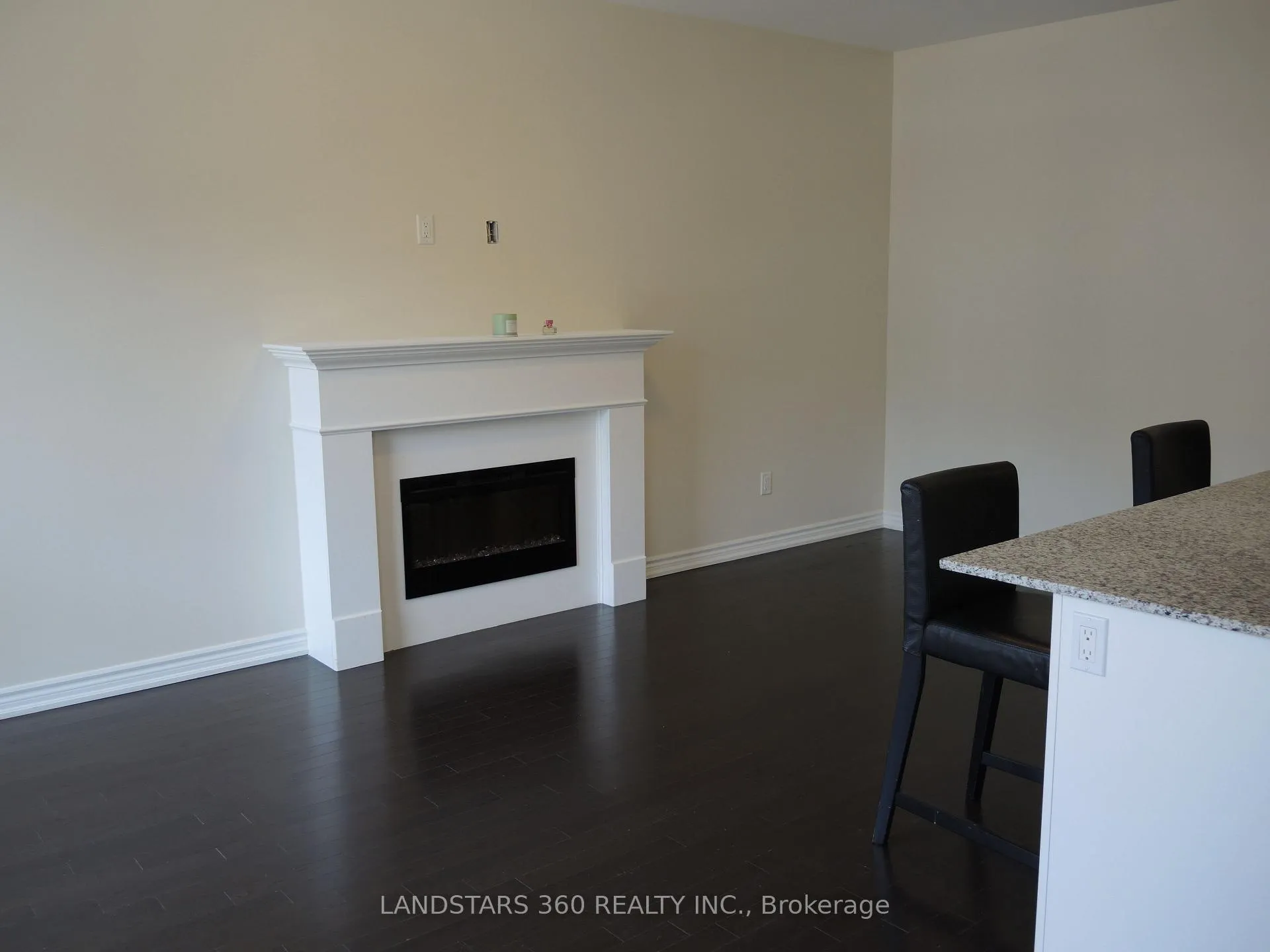Photo 17 of 42 Lord Melborne Street, Markham, Victoria Square — HOMEH
