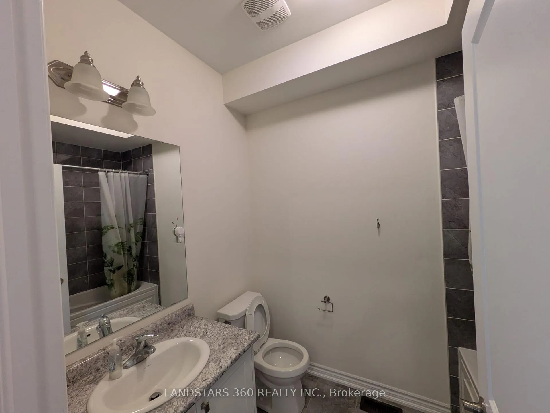 Photo 27 of 42 Lord Melborne Street, Markham, Victoria Square — HOMEH