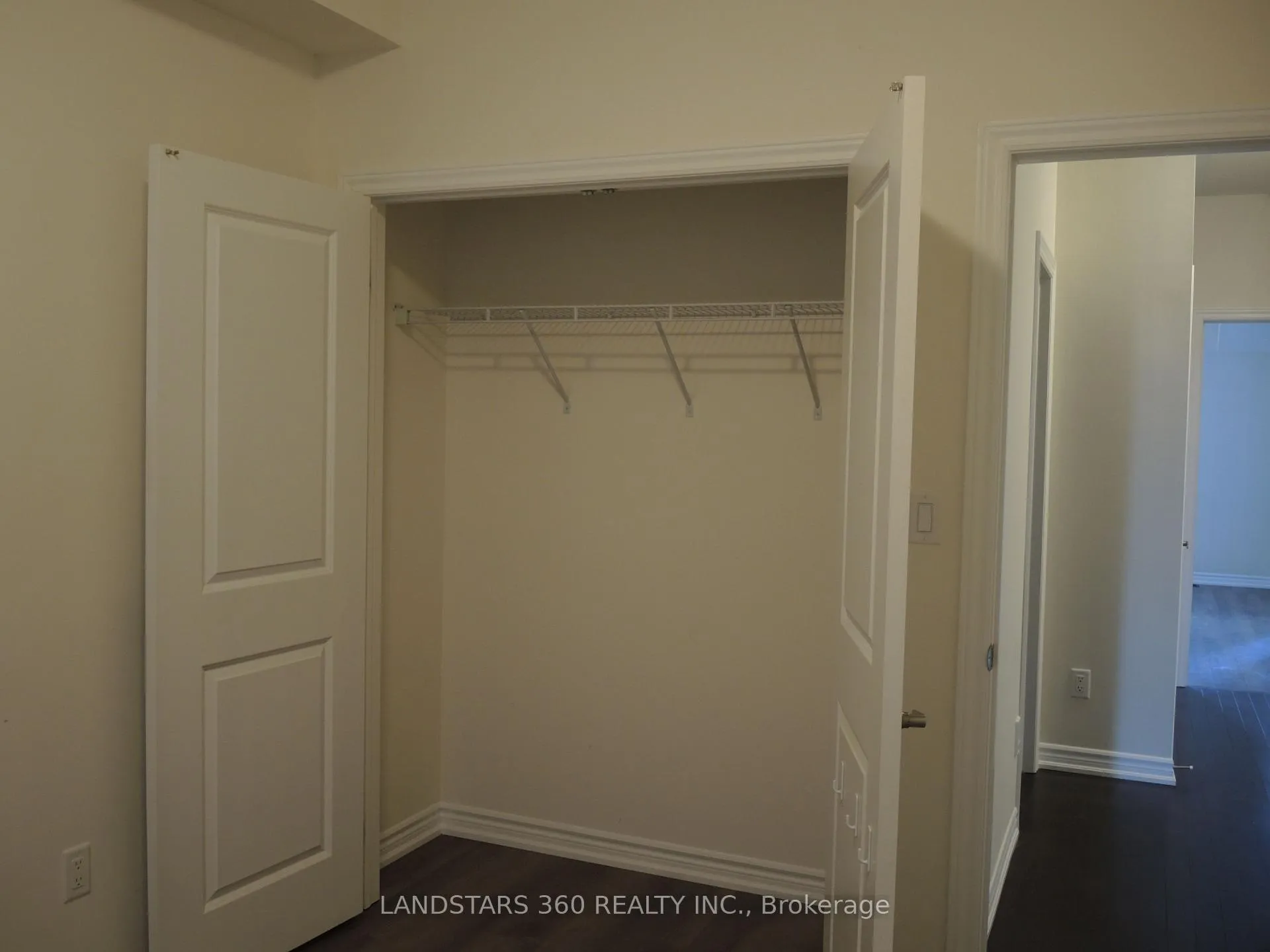 Photo 32 of 42 Lord Melborne Street, Markham, Victoria Square — HOMEH