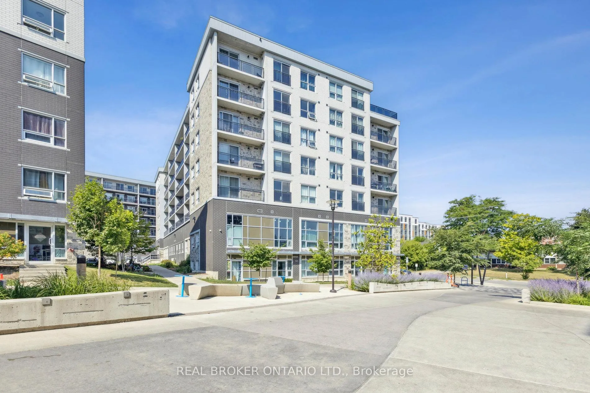 Photo 4 of Unit G607, 275 Larch Street, Waterloo, Beechwood/University — HOMEH