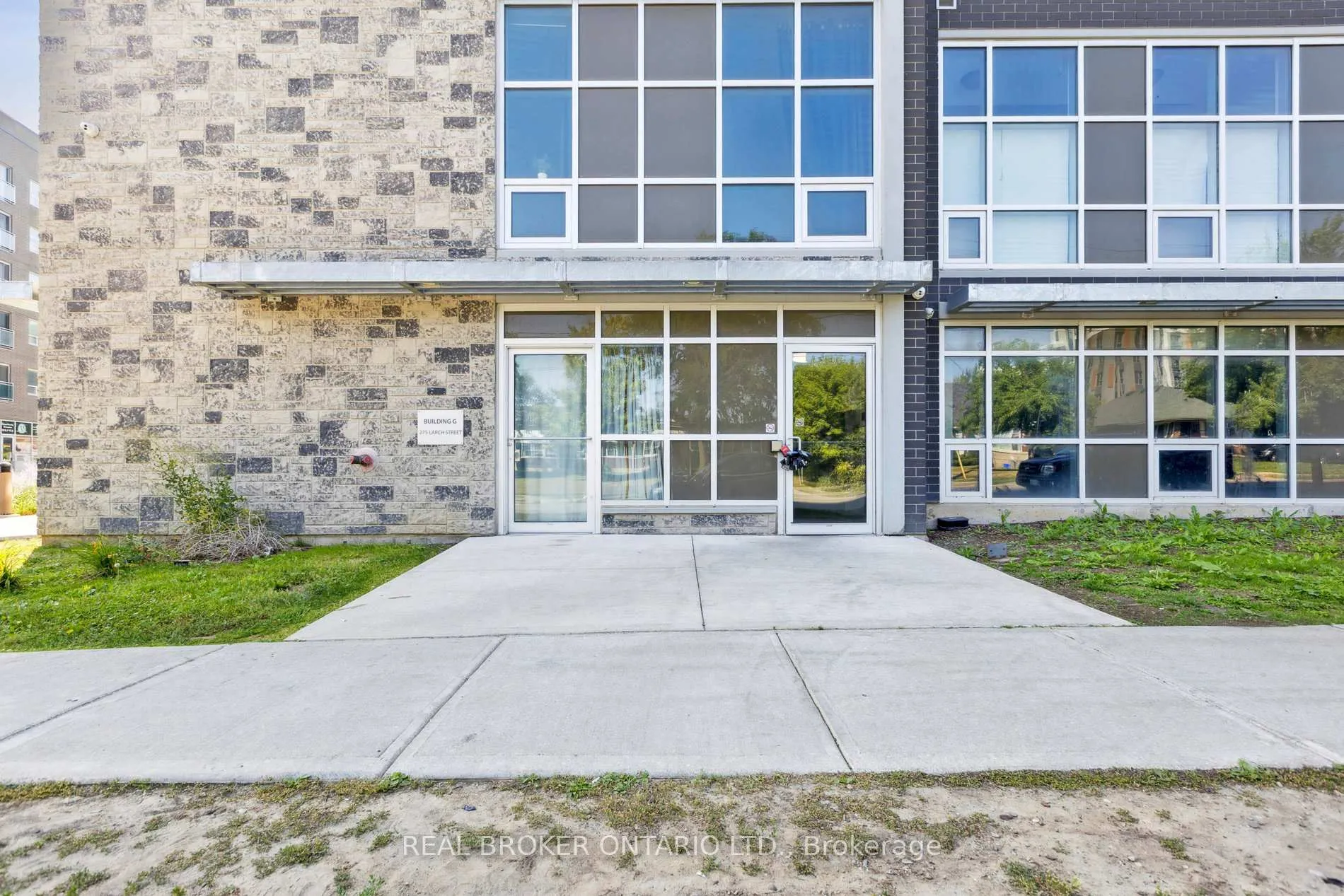Photo 5 of Unit G607, 275 Larch Street, Waterloo, Beechwood/University — HOMEH