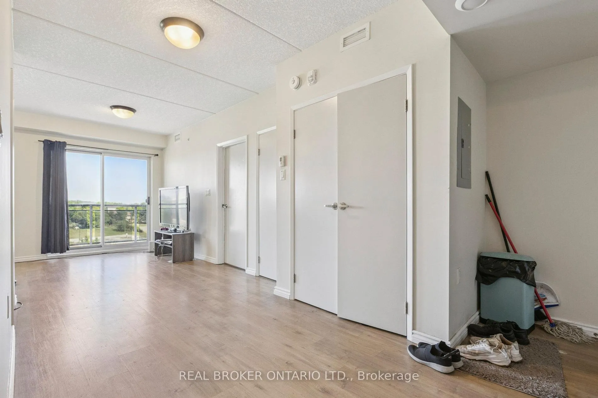 Photo 9 of Unit G607, 275 Larch Street, Waterloo, Beechwood/University — HOMEH