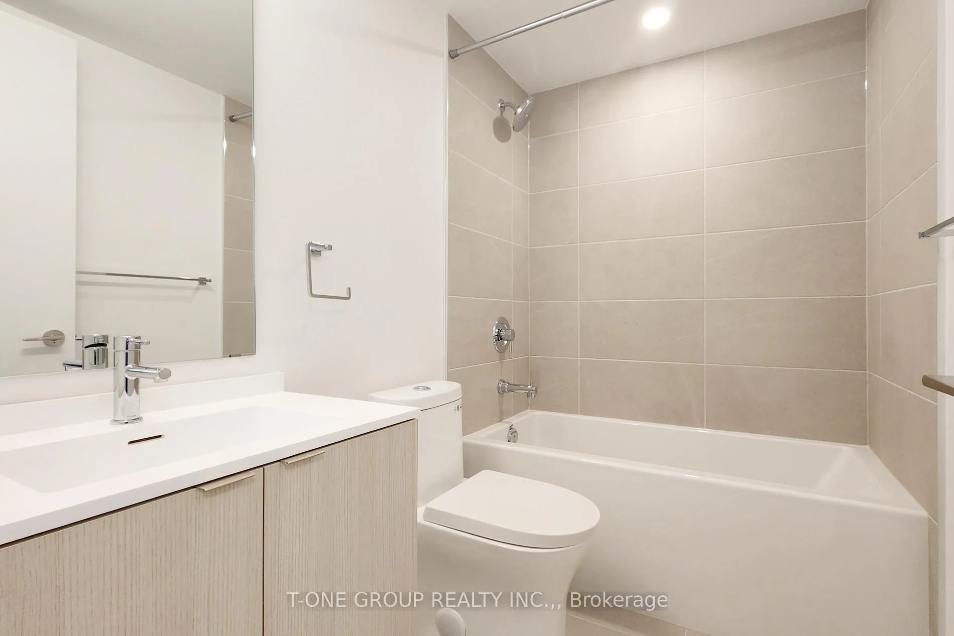 Photo 14 of Unit 802, 100 Queen Street E, Toronto, Church-Yonge Corridor — HOMEH
