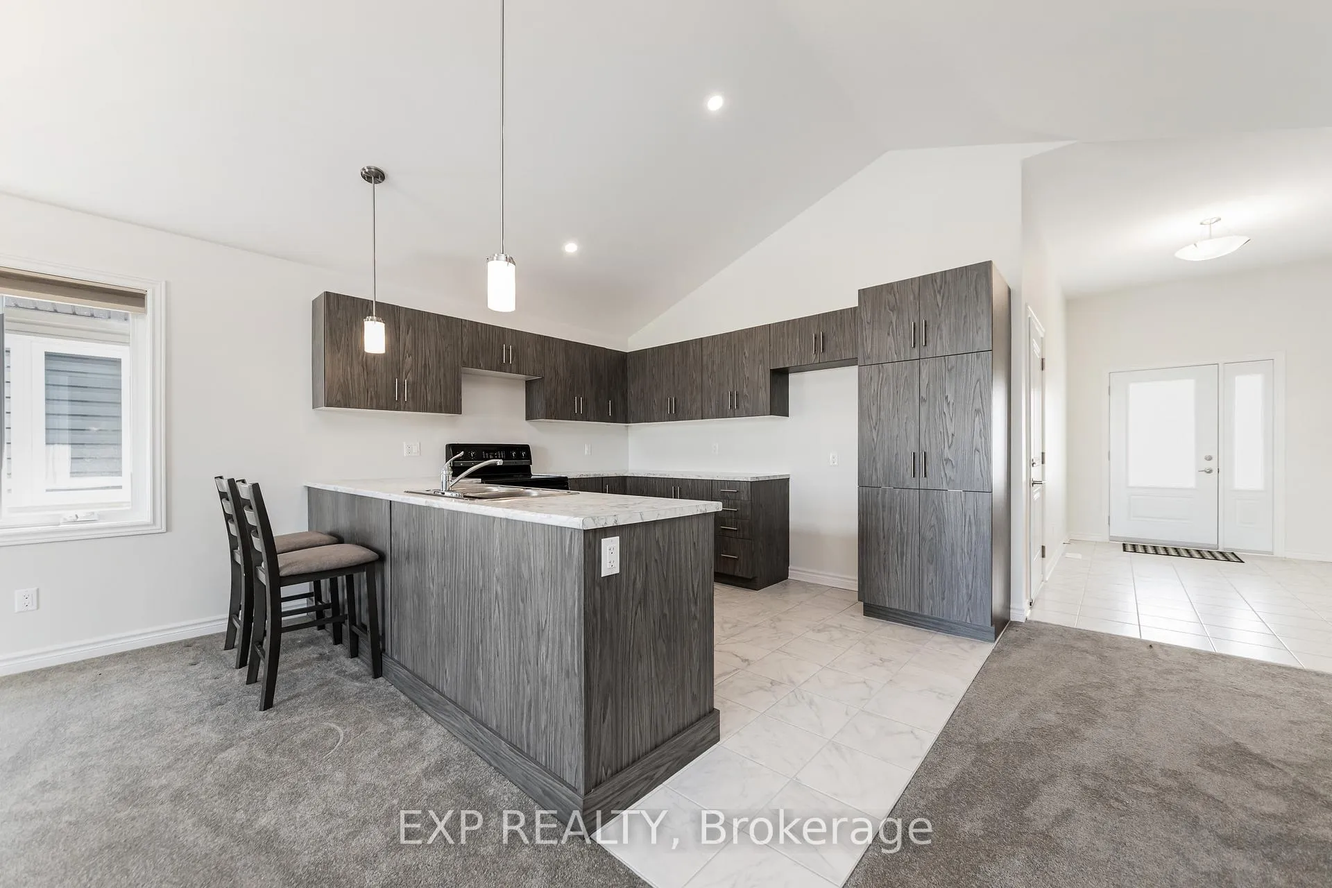 Photo 5 of 38 Yade Road, Arnprior — HOMEH
