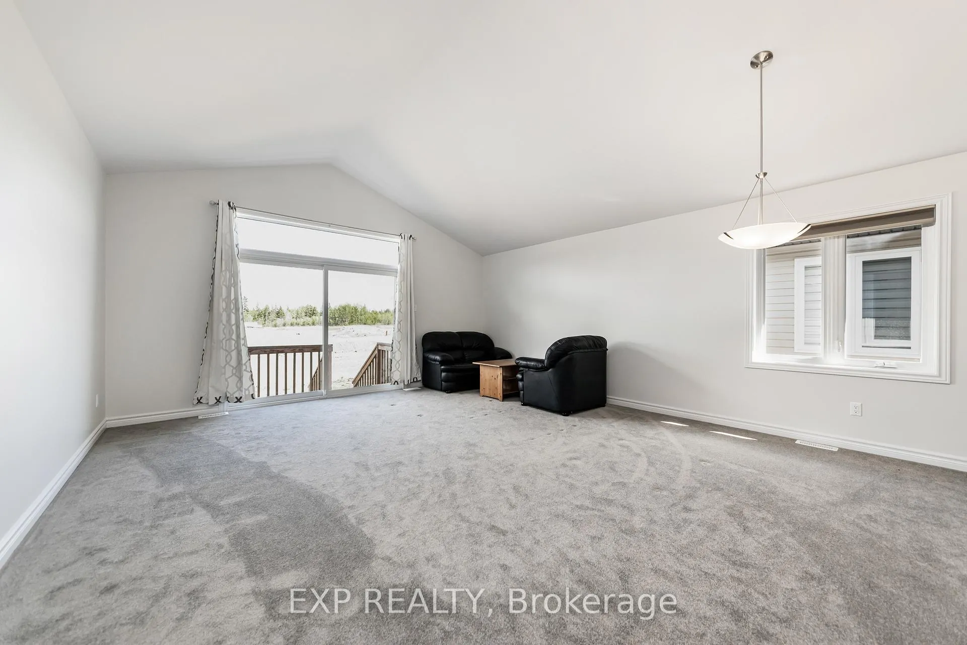 Photo 8 of 38 Yade Road, Arnprior — HOMEH