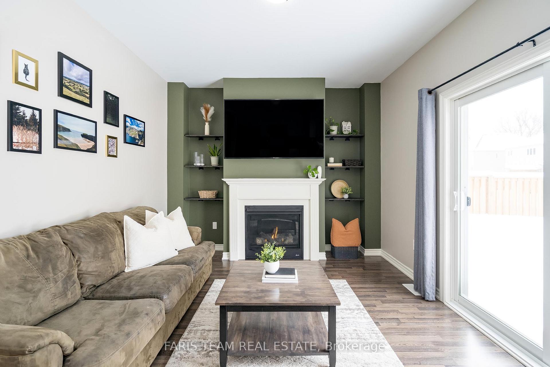 Photo 6 of 210 Springfield Crescent, Clearview, Stayner — HOMEH
