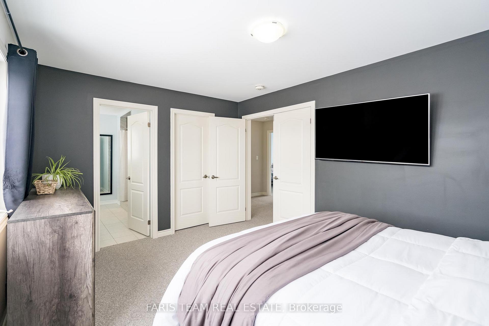 Photo 10 of 210 Springfield Crescent, Clearview, Stayner — HOMEH