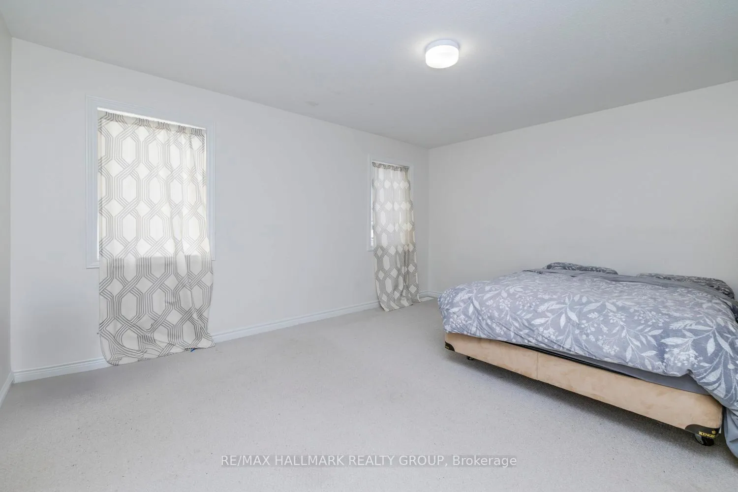 Photo 14 of 57 Caspian Row, Ottawa, Kanata - Emerald Meadows/Trailwest — HOMEH
