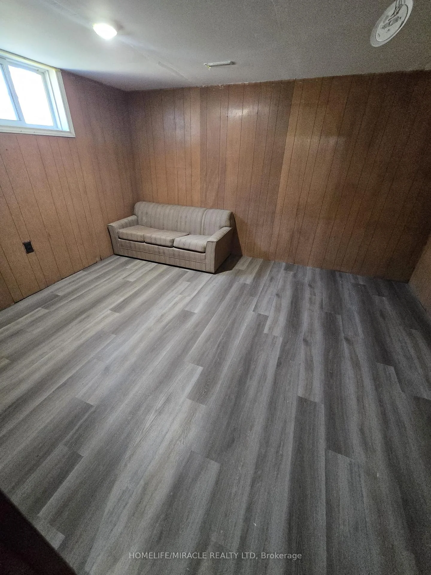 Photo 17 of 91 pitt Avenue, Scarborough, Clairlea-Birchmount — HOMEH