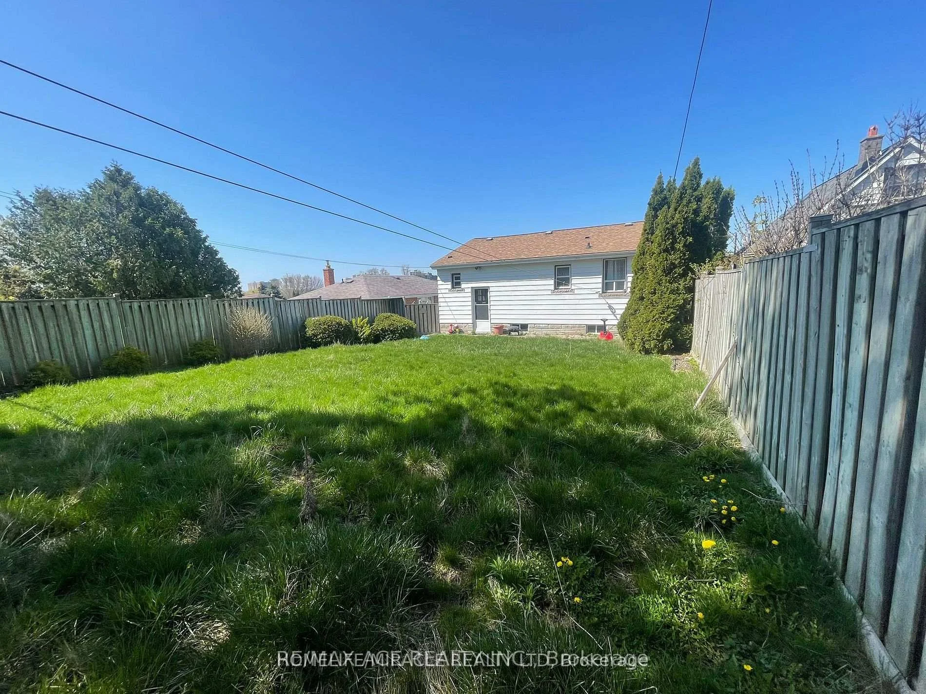 Photo 19 of 91 pitt Avenue, Scarborough, Clairlea-Birchmount — HOMEH