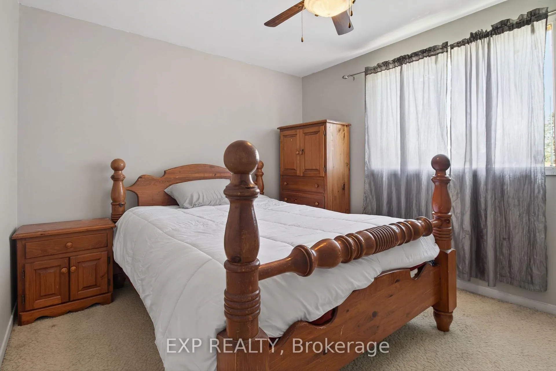 Photo 15 of 33 Carlton Road, Barrie, Cundles East — HOMEH