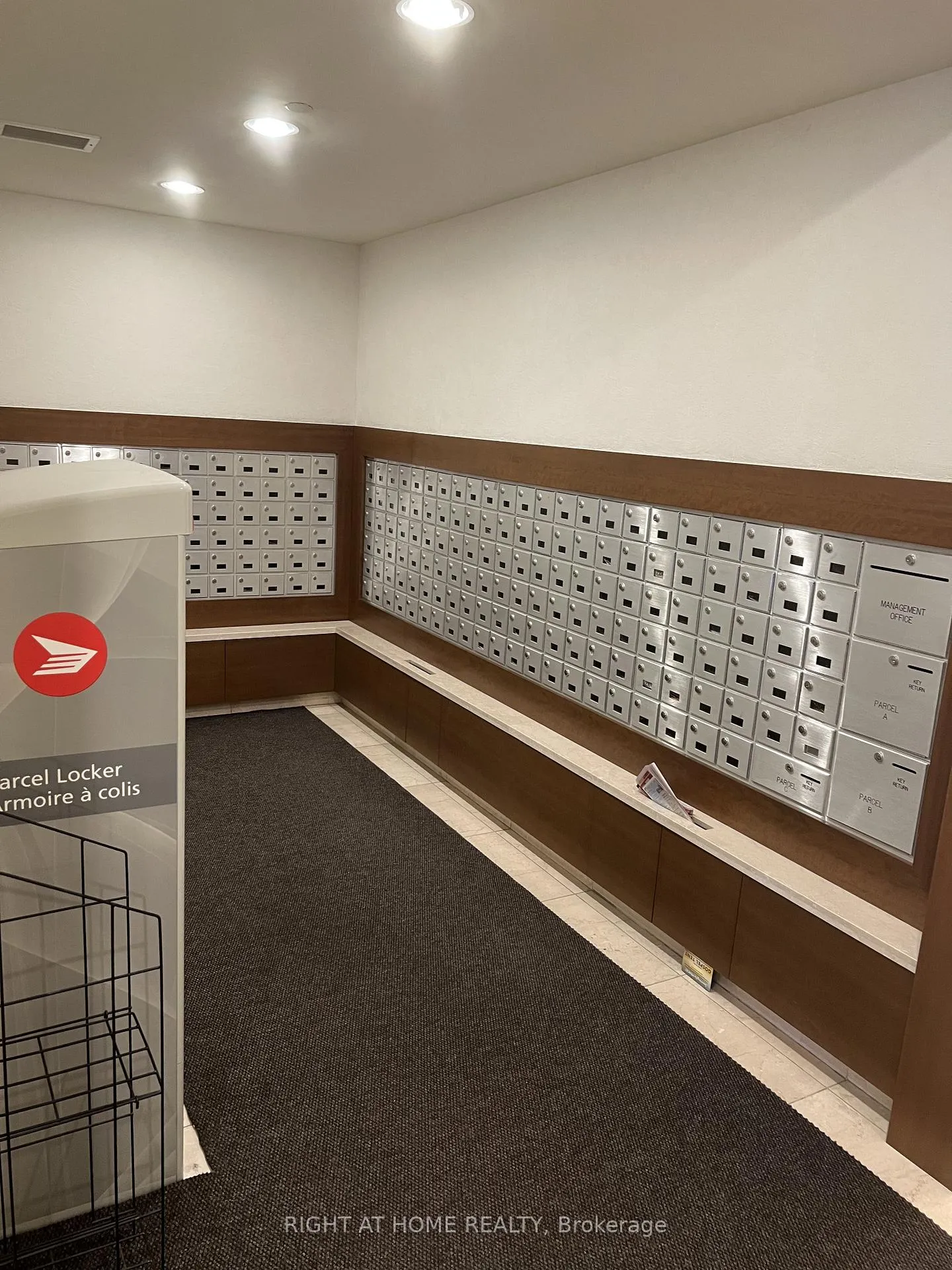 Photo 23 of Unit 2401, 100 John Street, Brampton, Downtown Brampton — HOMEH
