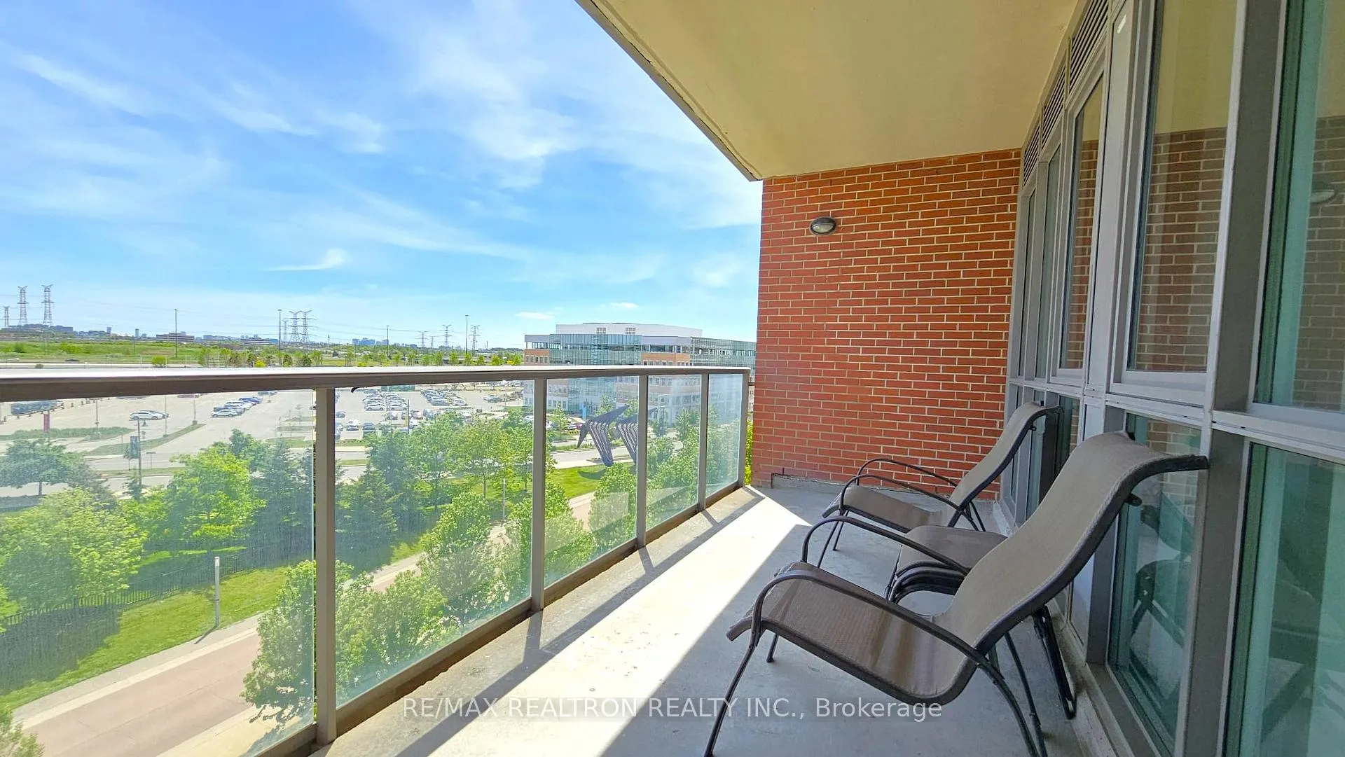 Photo 2 of Unit 604, 39 Upper Duke Crescent, Markham, Unionville — HOMEH