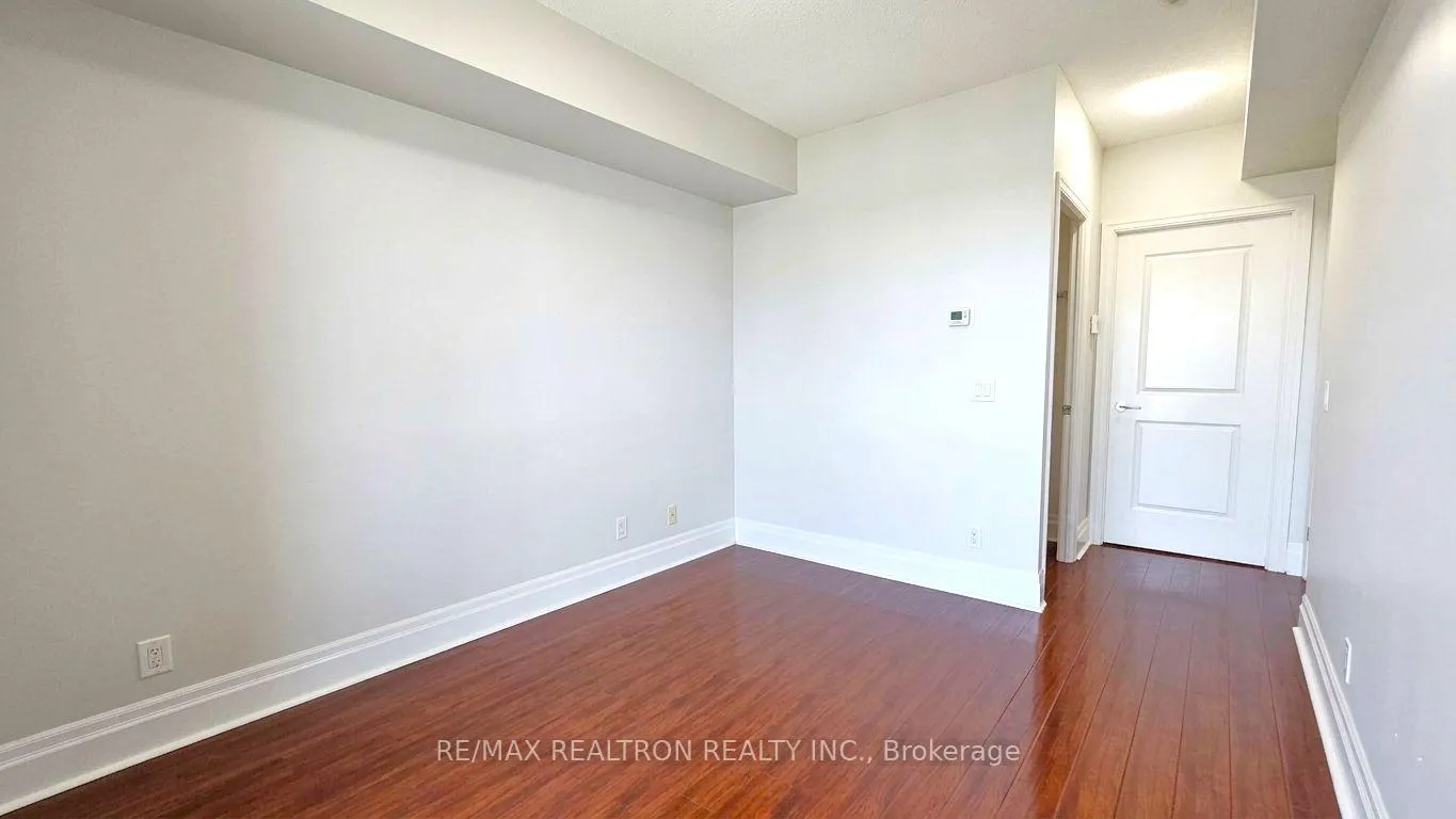 Photo 8 of Unit 604, 39 Upper Duke Crescent, Markham, Unionville — HOMEH