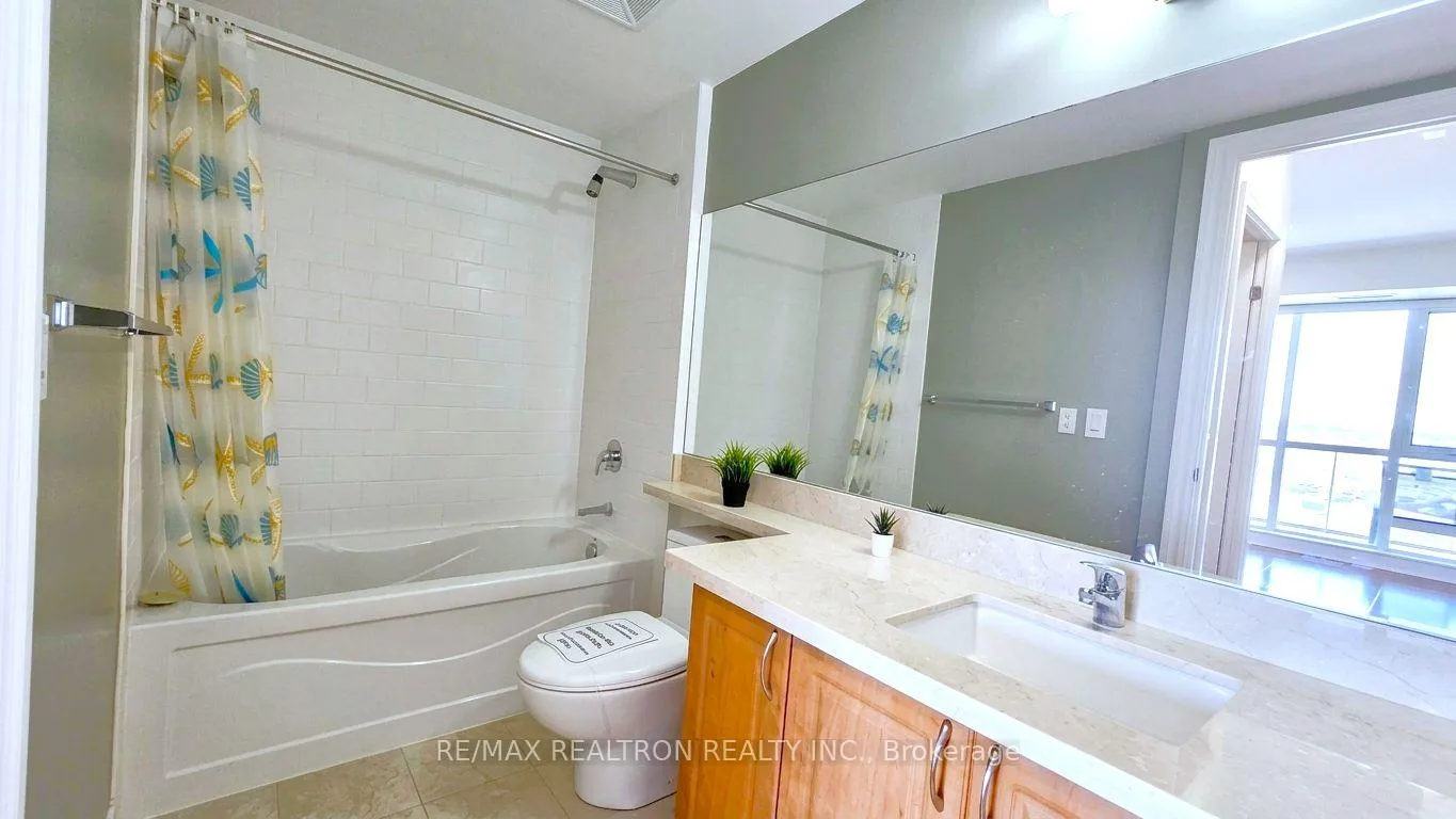 Photo 9 of Unit 604, 39 Upper Duke Crescent, Markham, Unionville — HOMEH