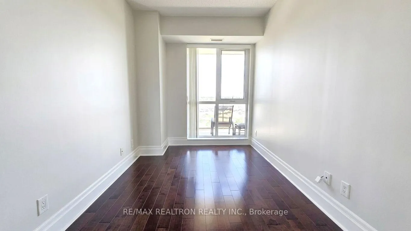 Photo 12 of Unit 604, 39 Upper Duke Crescent, Markham, Unionville — HOMEH
