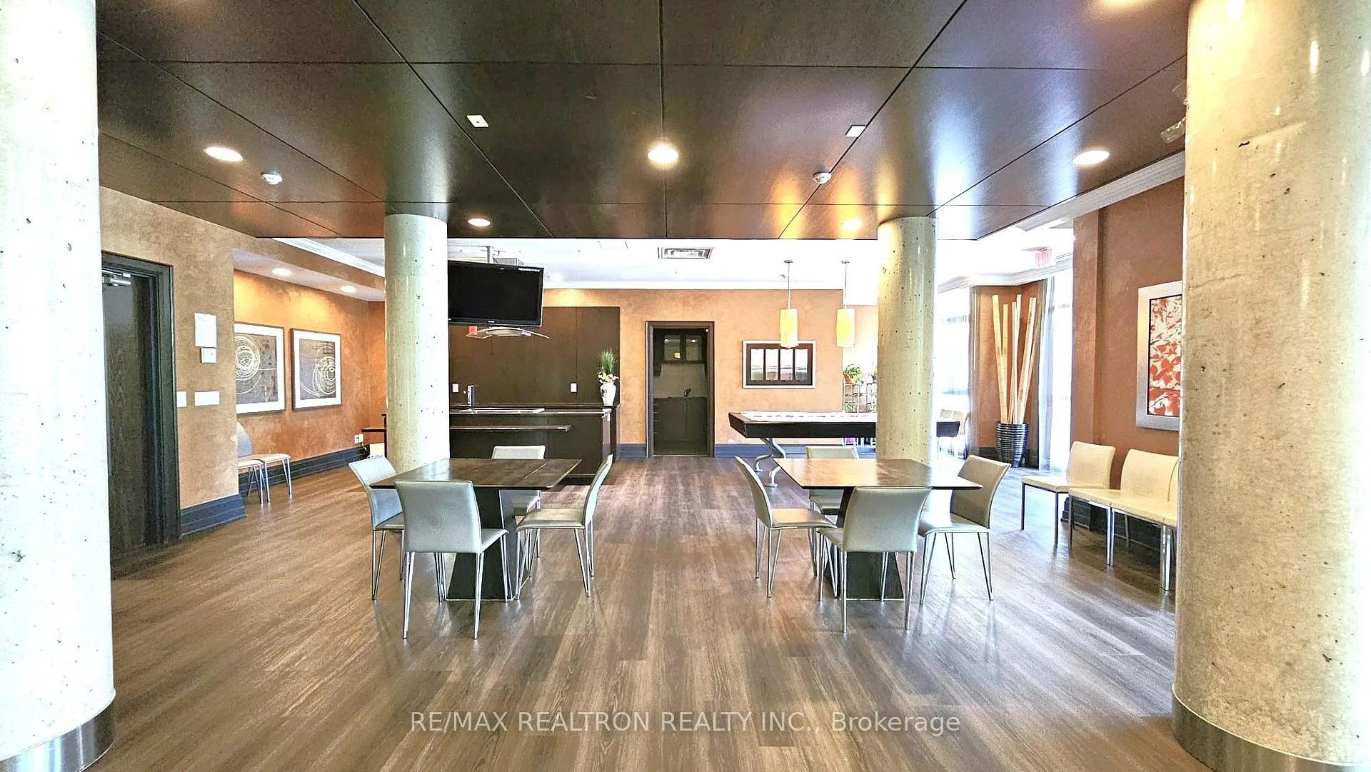 Photo 17 of Unit 604, 39 Upper Duke Crescent, Markham, Unionville — HOMEH