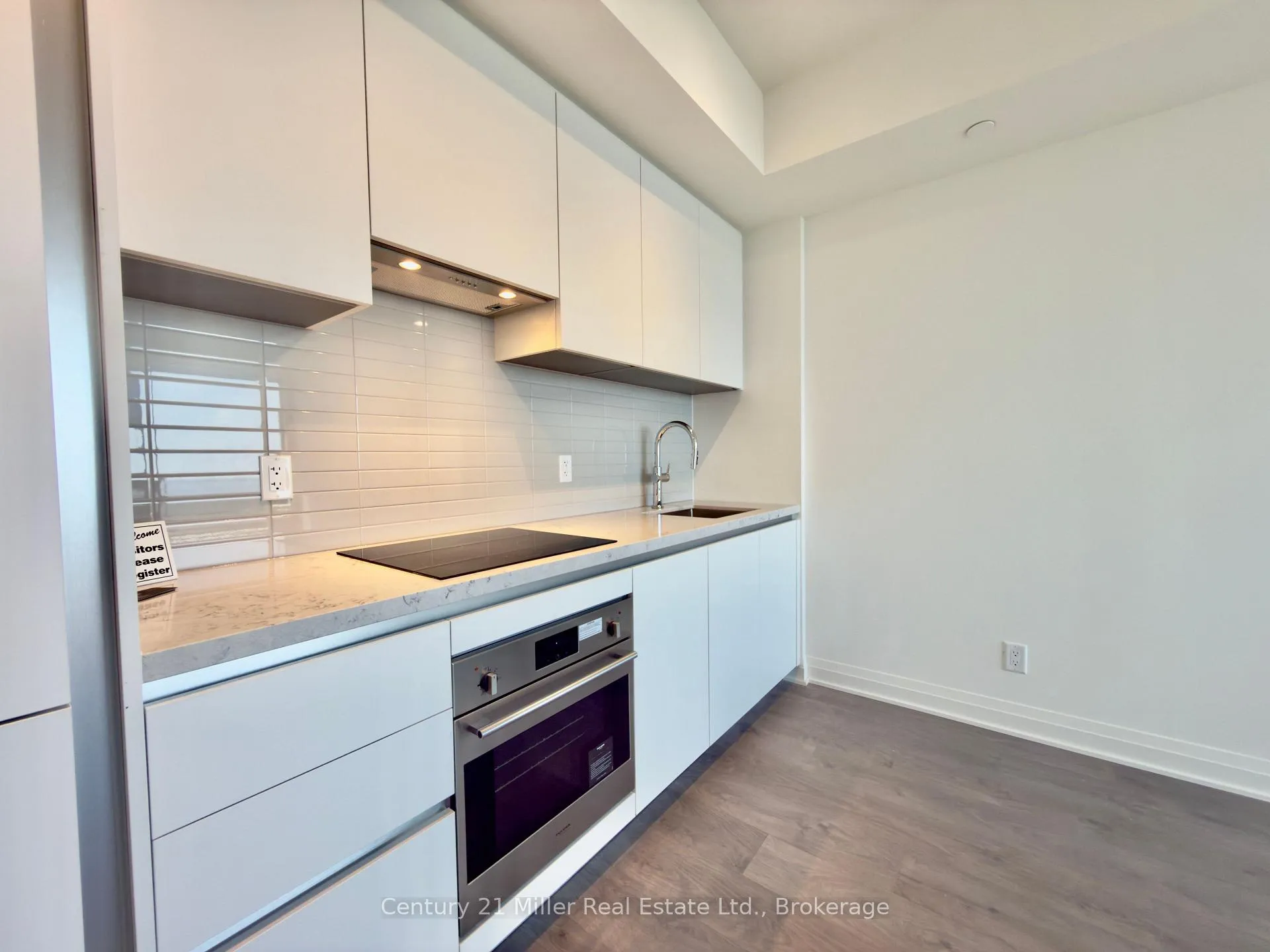 Photo 9 of Unit Unit - 5803, 4015 The Exchange, Mississauga, City Centre — HOMEH