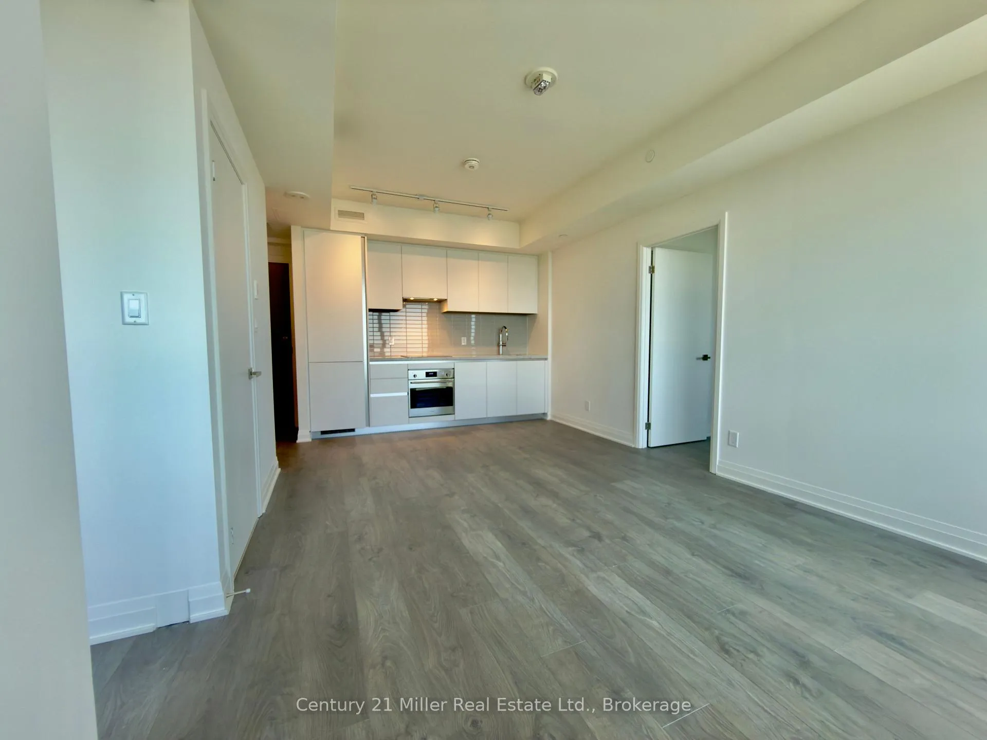 Photo 28 of Unit Unit - 5803, 4015 The Exchange, Mississauga, City Centre — HOMEH