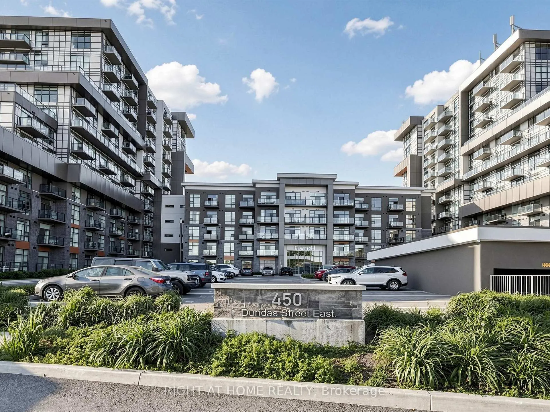 Photo 1 of Unit 1013, 450 Dundas Street E, Hamilton, Waterdown — HOMEH