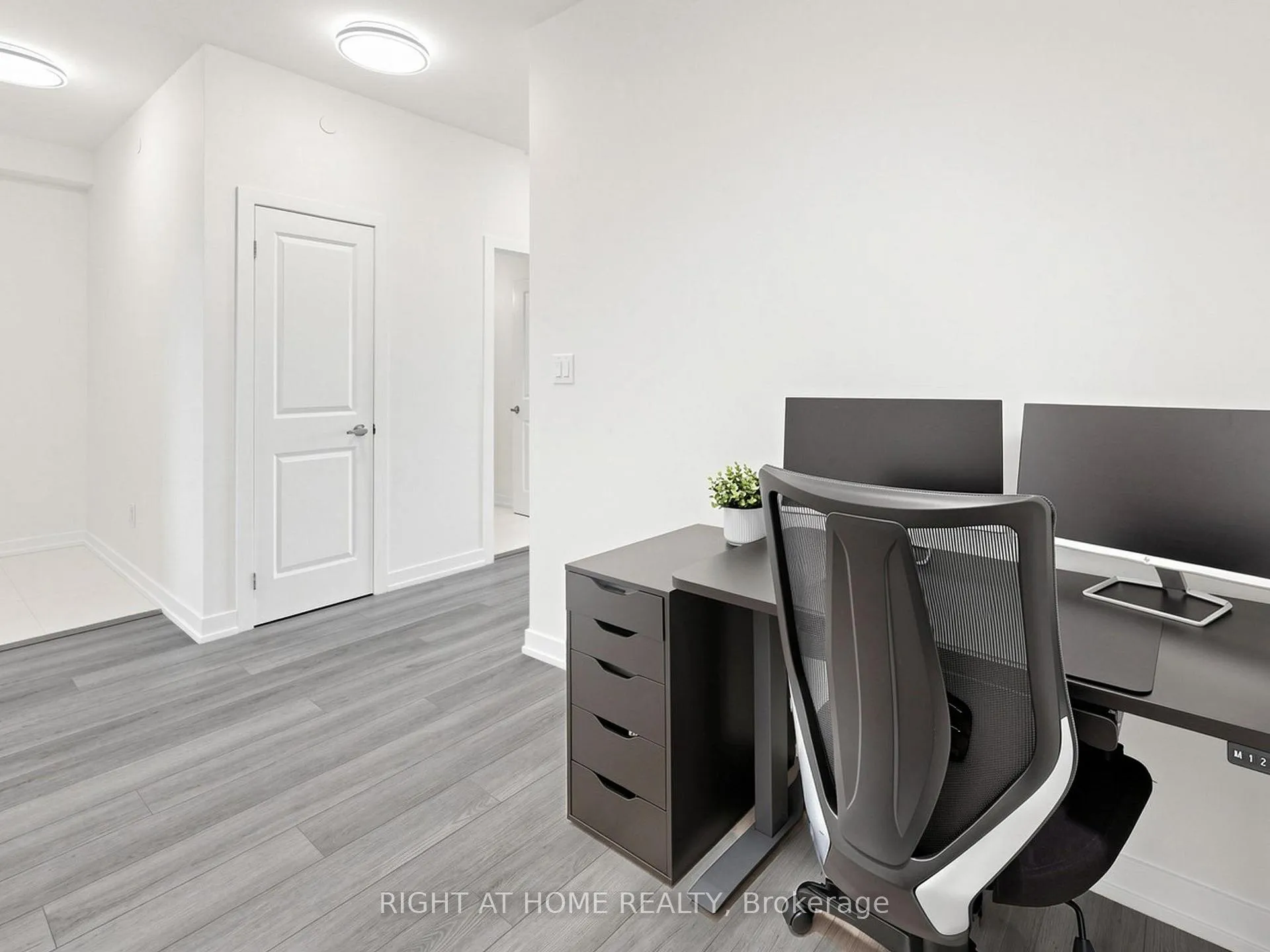 Photo 17 of Unit 1013, 450 Dundas Street E, Hamilton, Waterdown — HOMEH