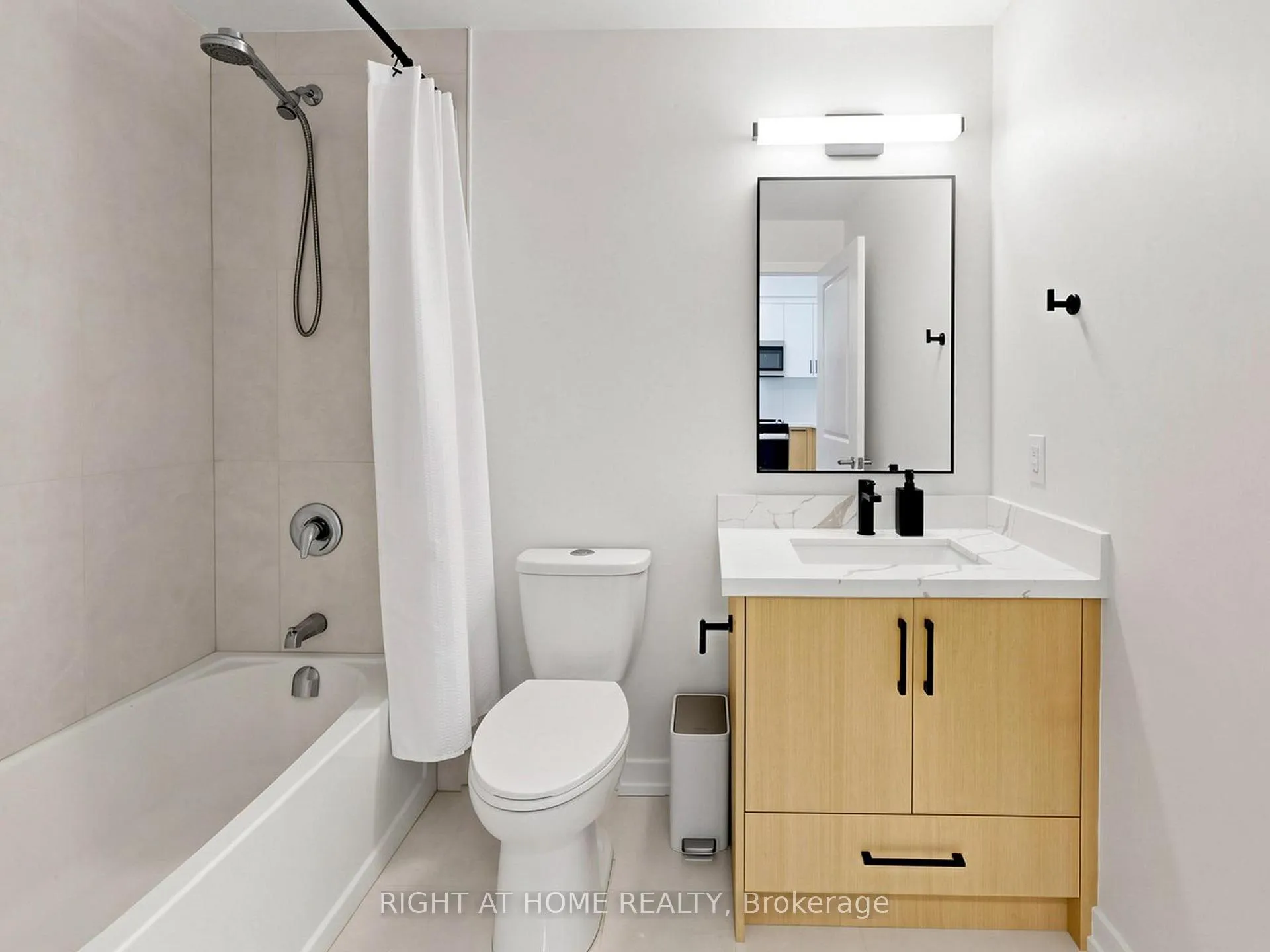 Photo 19 of Unit 1013, 450 Dundas Street E, Hamilton, Waterdown — HOMEH