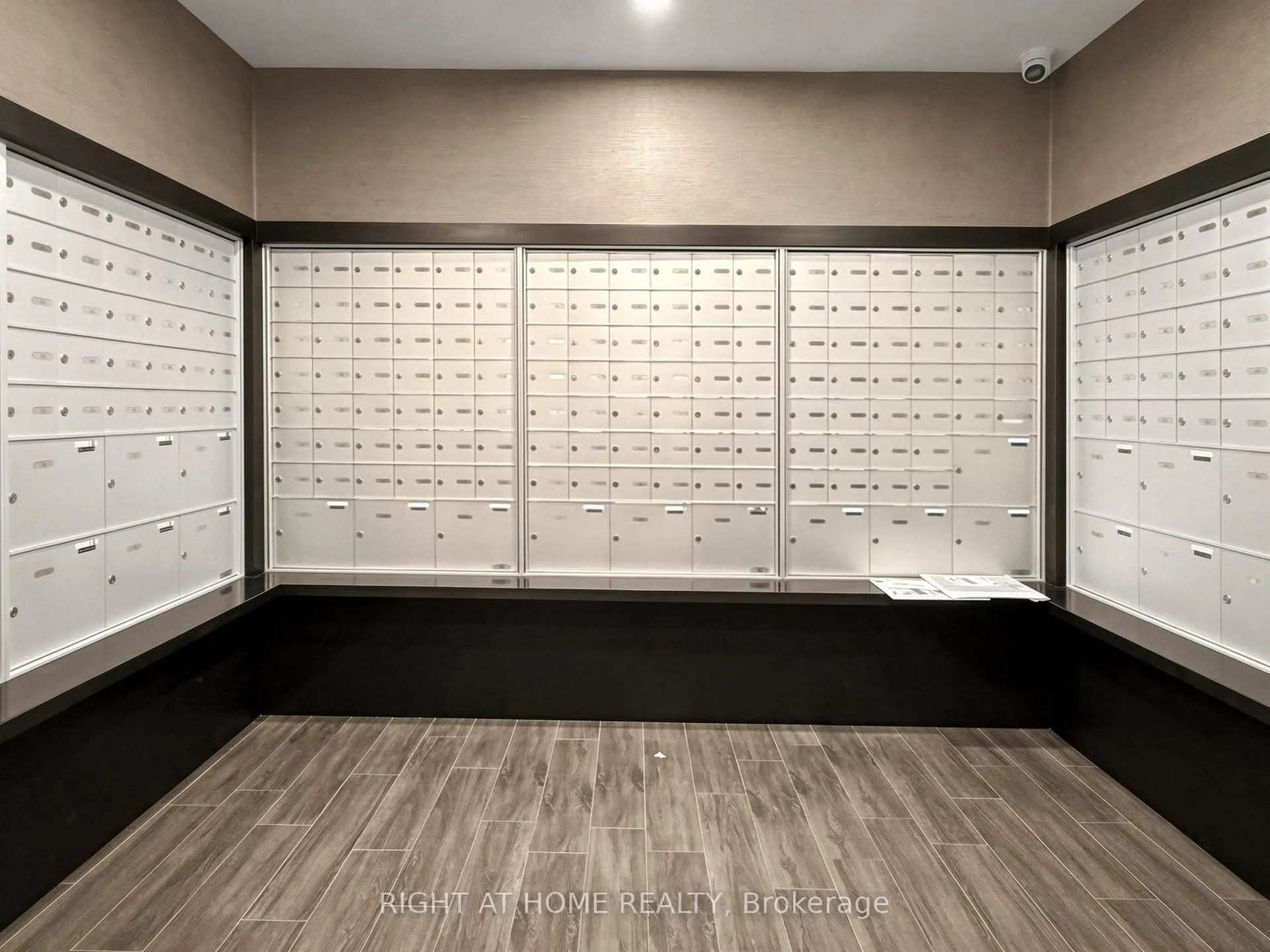 Photo 33 of Unit 1013, 450 Dundas Street E, Hamilton, Waterdown — HOMEH