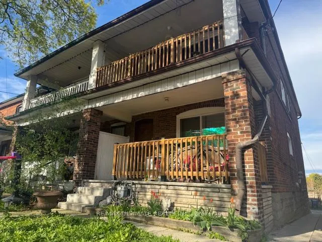 Front of 127 Robina Avenue