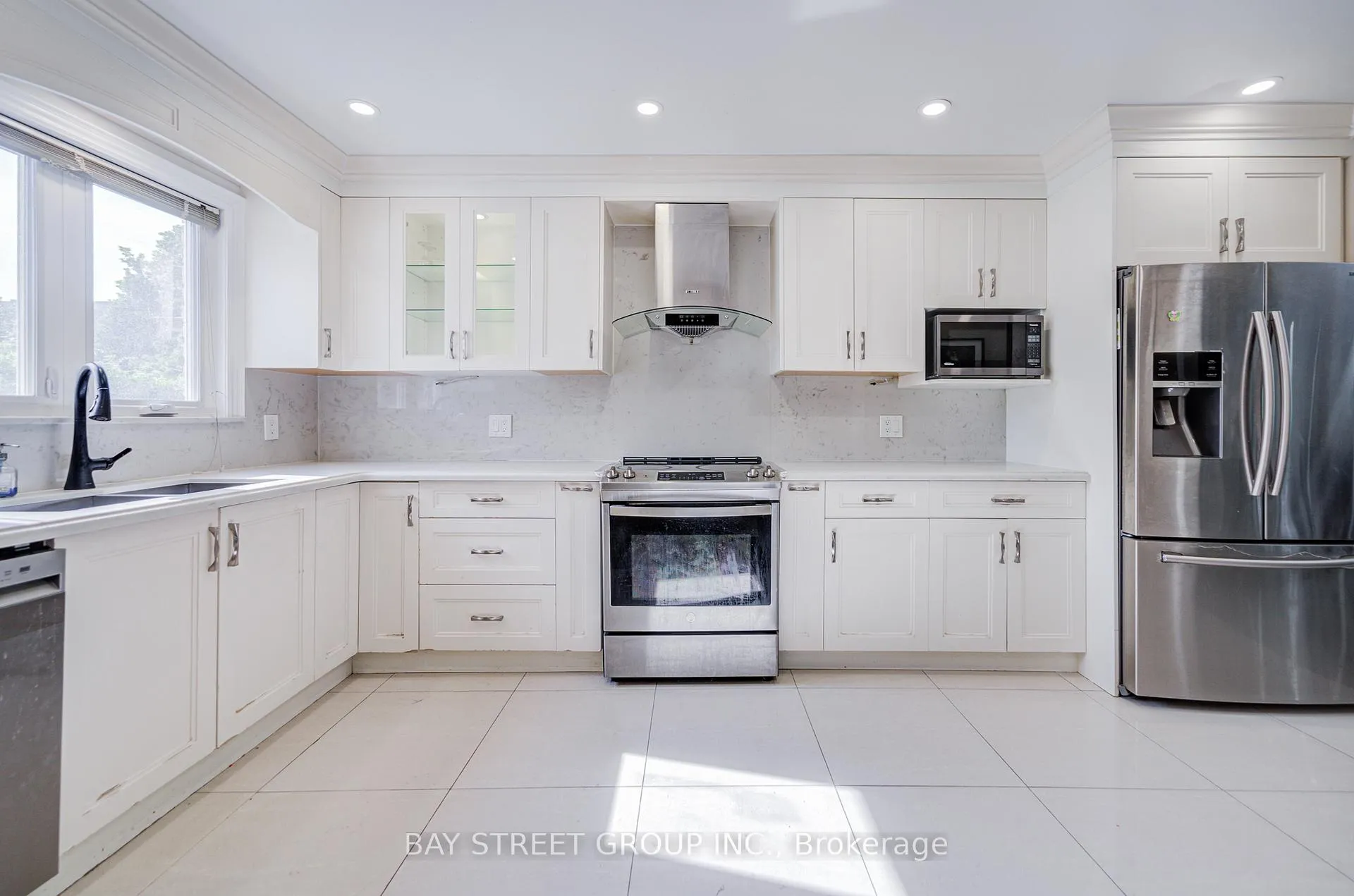 Photo 7 of 68 Kimroy Grove, Scarborough, Agincourt South-Malvern West — HOMEH