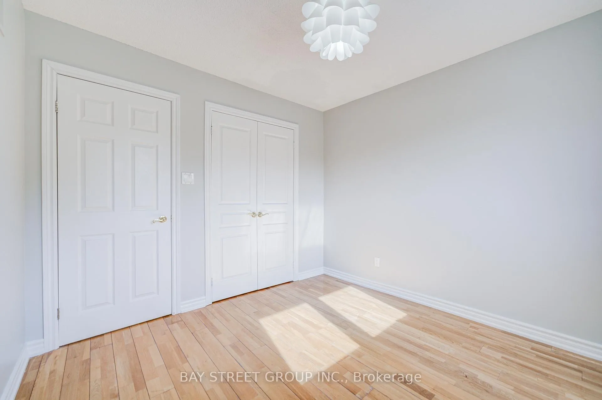 Photo 11 of 68 Kimroy Grove, Scarborough, Agincourt South-Malvern West — HOMEH