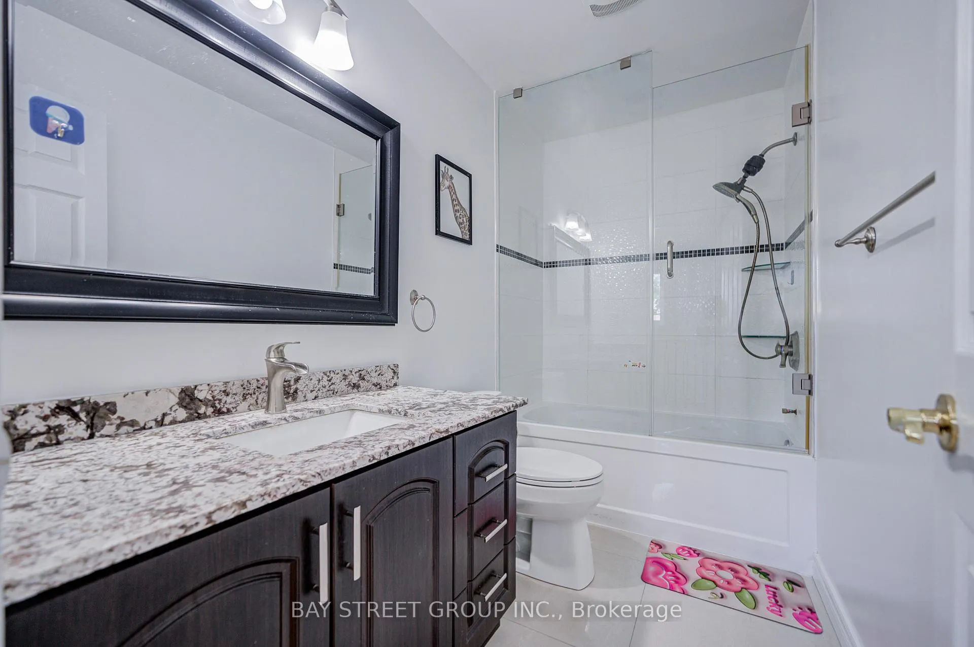 Photo 14 of 68 Kimroy Grove, Scarborough, Agincourt South-Malvern West — HOMEH