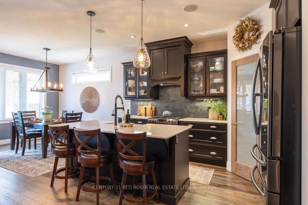 Photo 11 of 5 Connor Avenue, Strathroy-Caradoc, NE — HOMEH