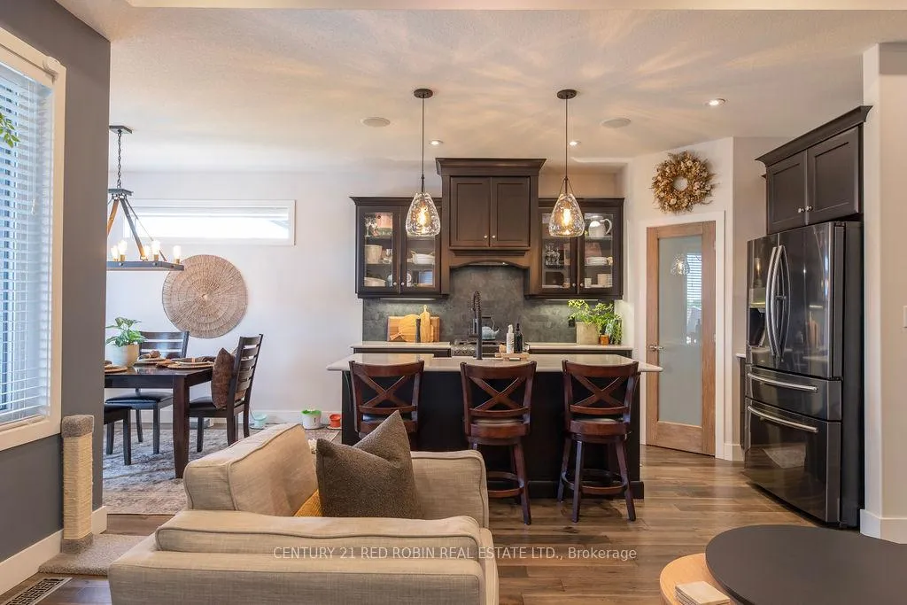 Photo 12 of 5 Connor Avenue, Strathroy-Caradoc, NE — HOMEH